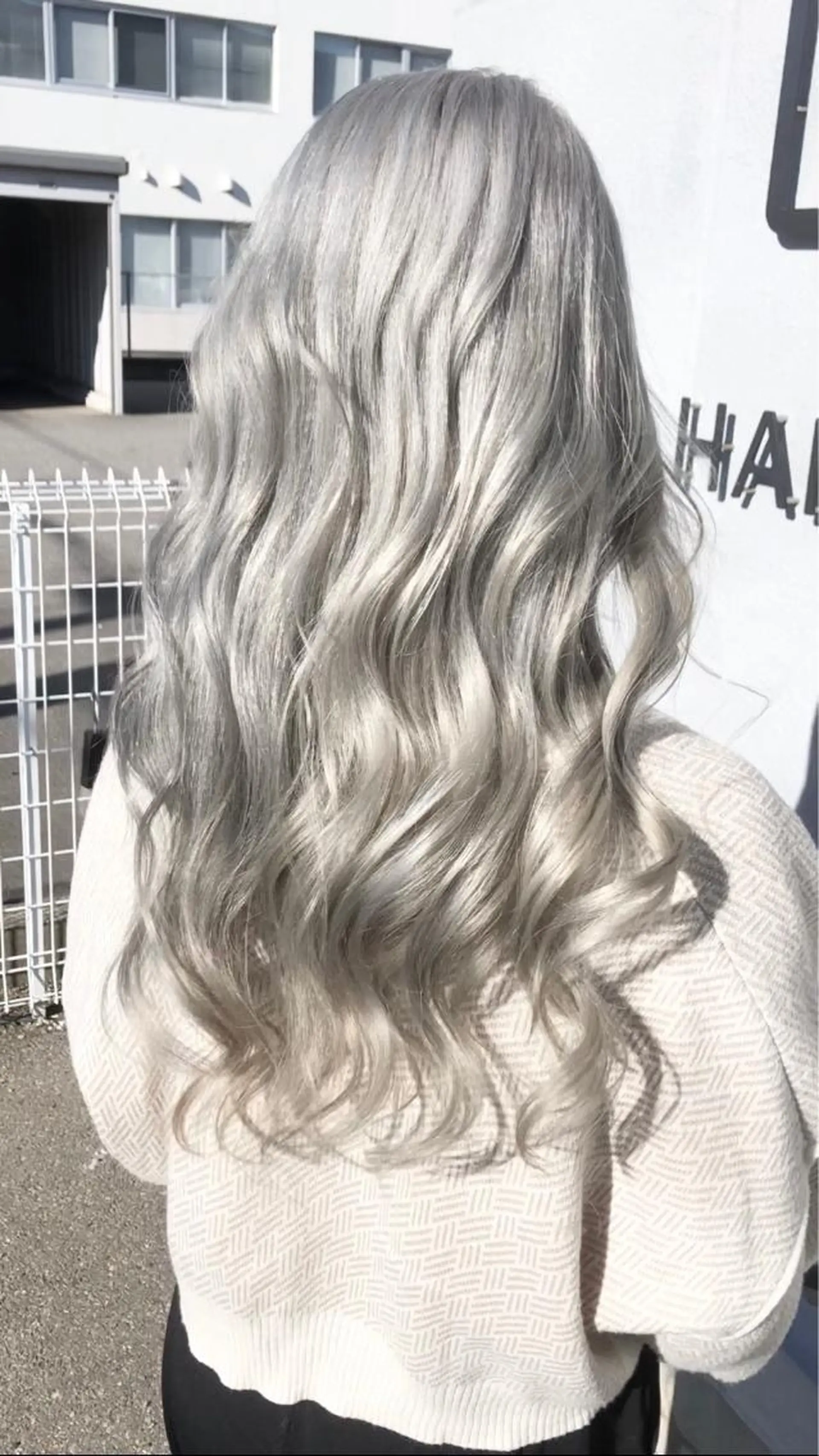 ロング カラー ヘアカラー LOOP hair eye lash所属・LOOP hairのヘアスタイル