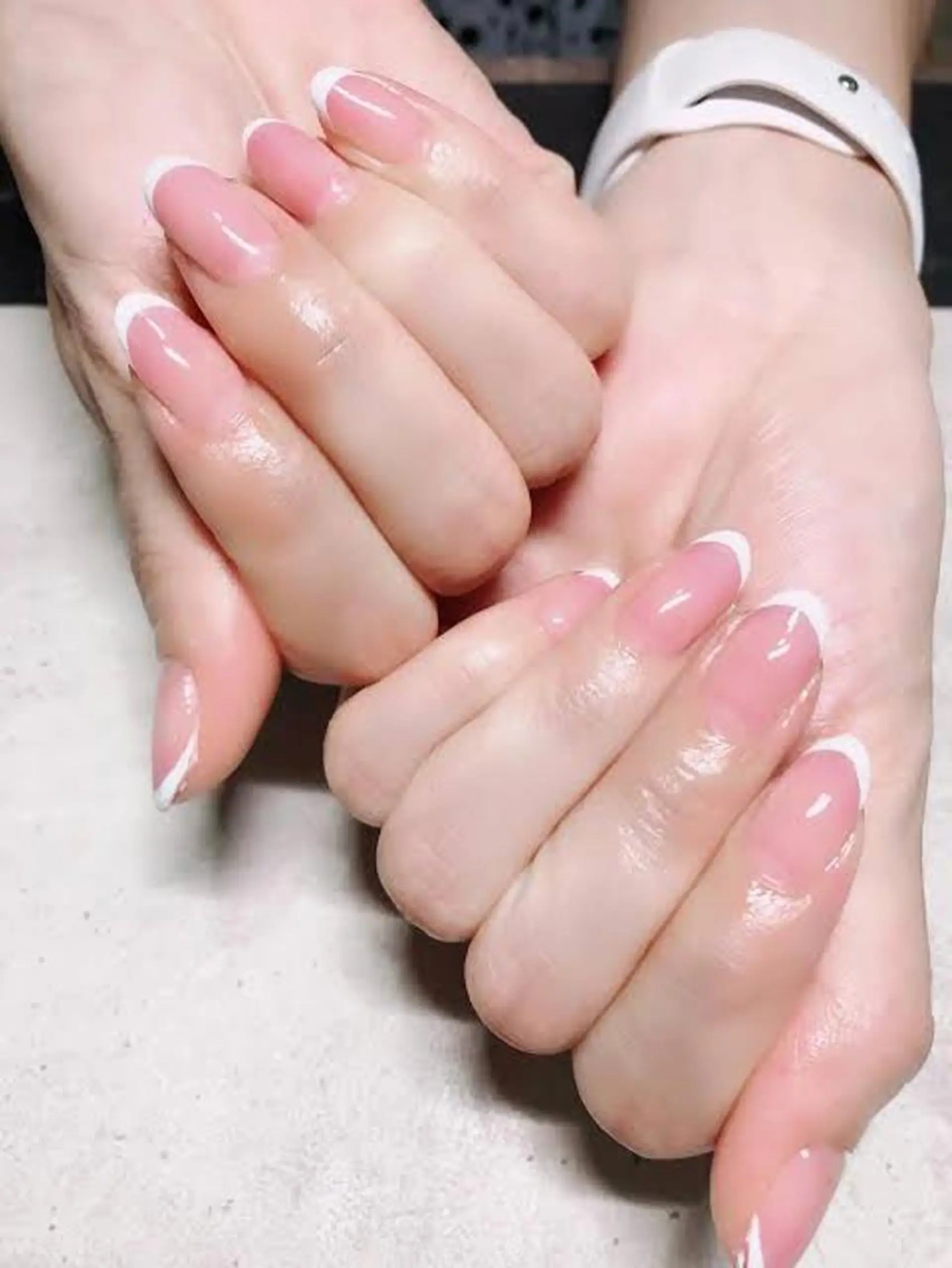 ネイル フレンチネイル 佐久間 江美のネイルデザイン