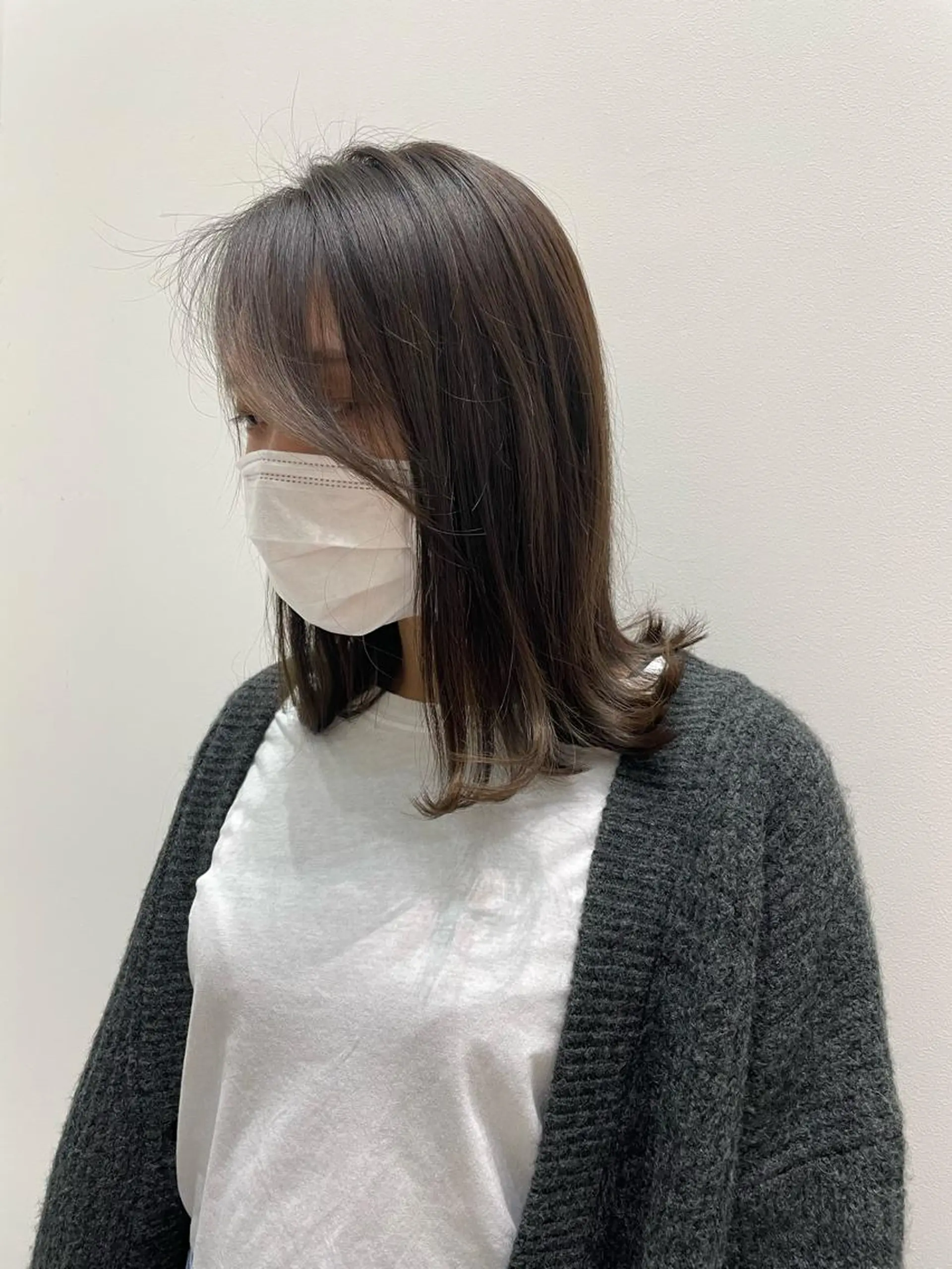 カラー グレージュ 河野 いずみのヘアスタイル