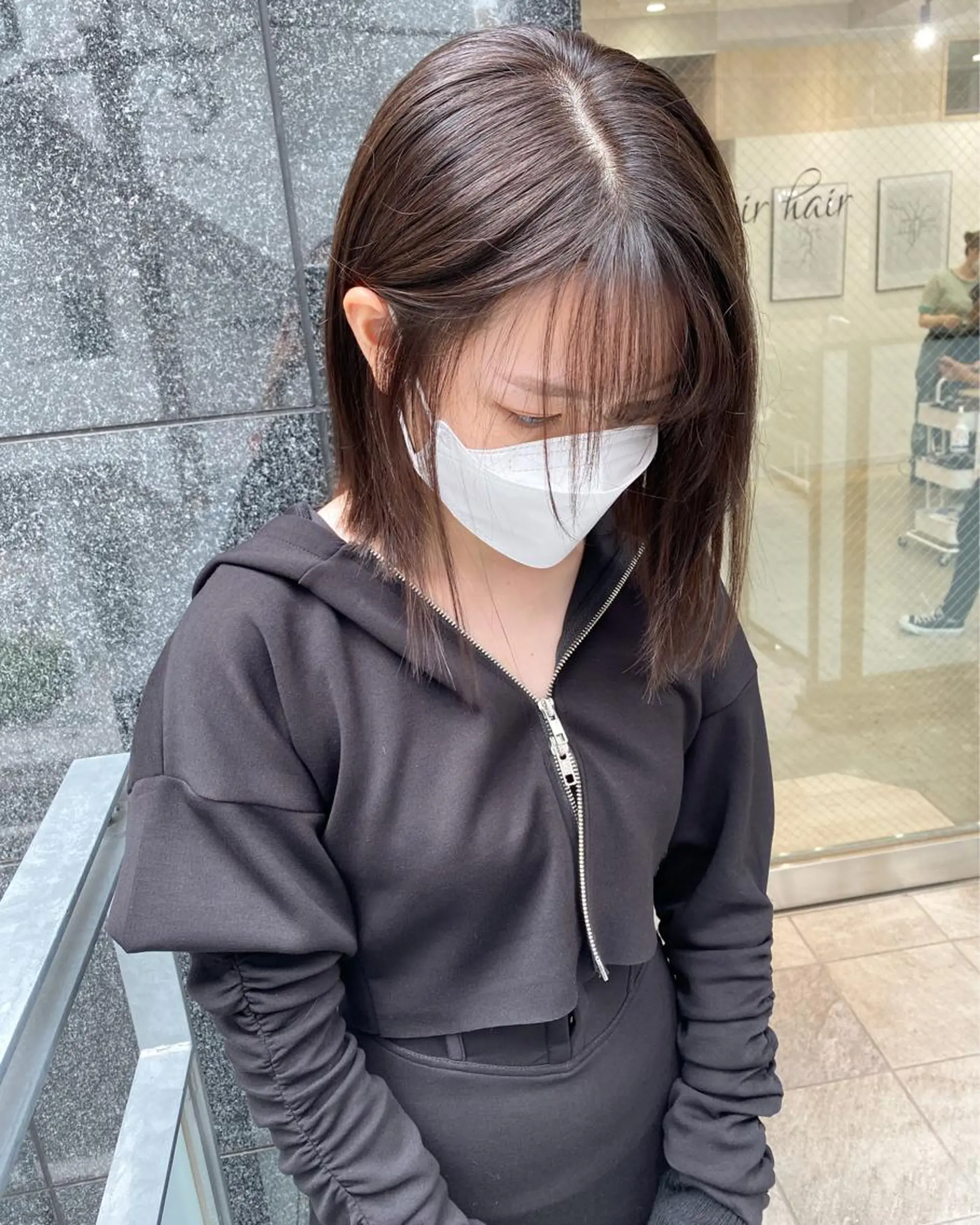 ミディアム カラー オリーブ/アッシュ やわらか透明感カラーのヘアスタイル