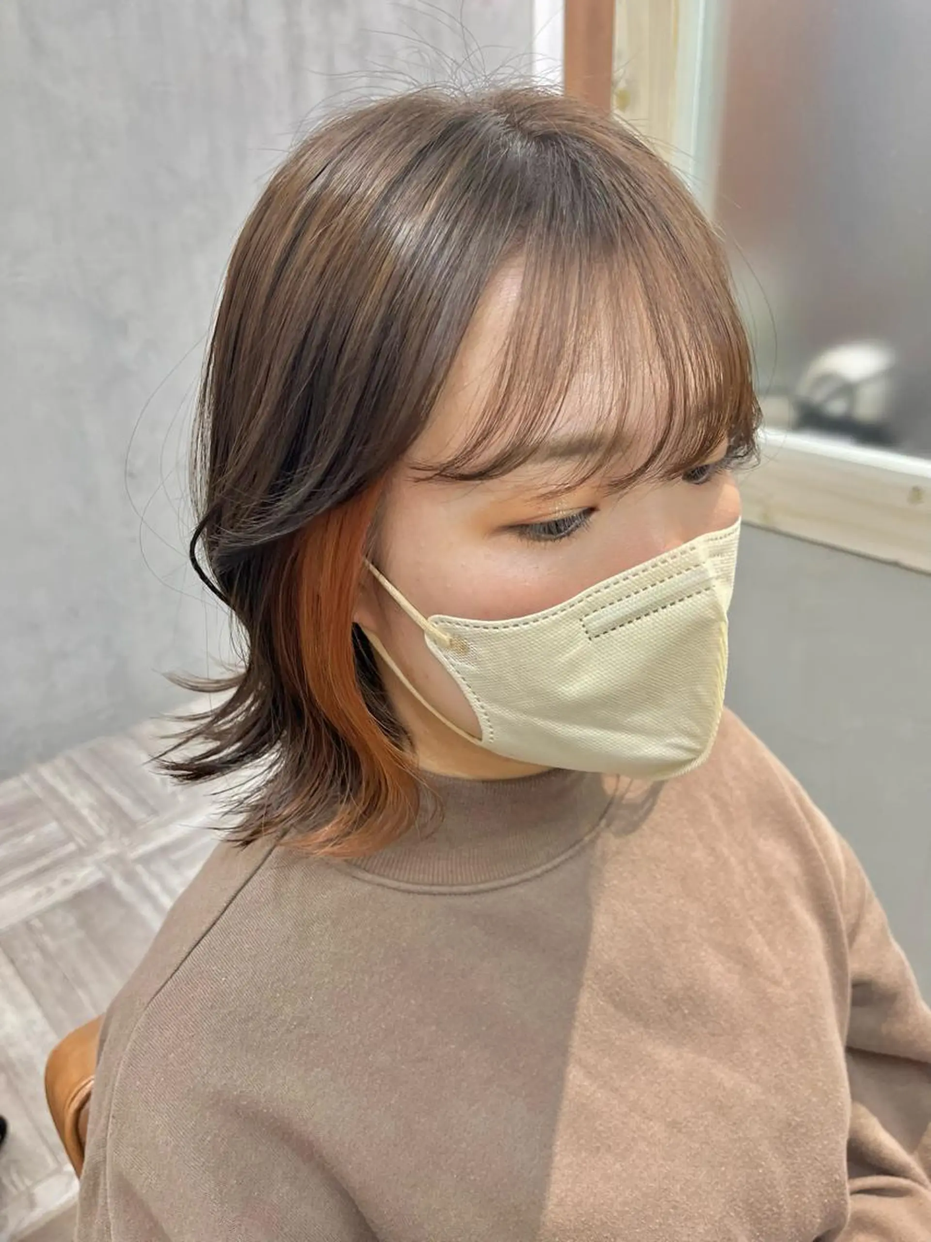 ミディアム カラー ブリーチ イヤリングカラー 🫧tomoka 透明感カラー🫧のヘアスタイル