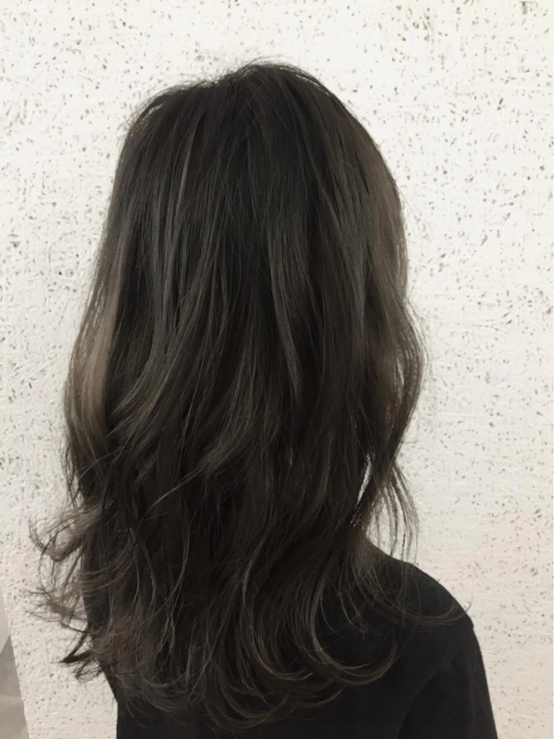 セミロング カラー パーマ ヘアアレンジ アディクシーカラー ブリーチ 透明感カラー グレージュ ハイライトカラー ✨ハイクオリティ✨ 山本香也のヘアスタイル