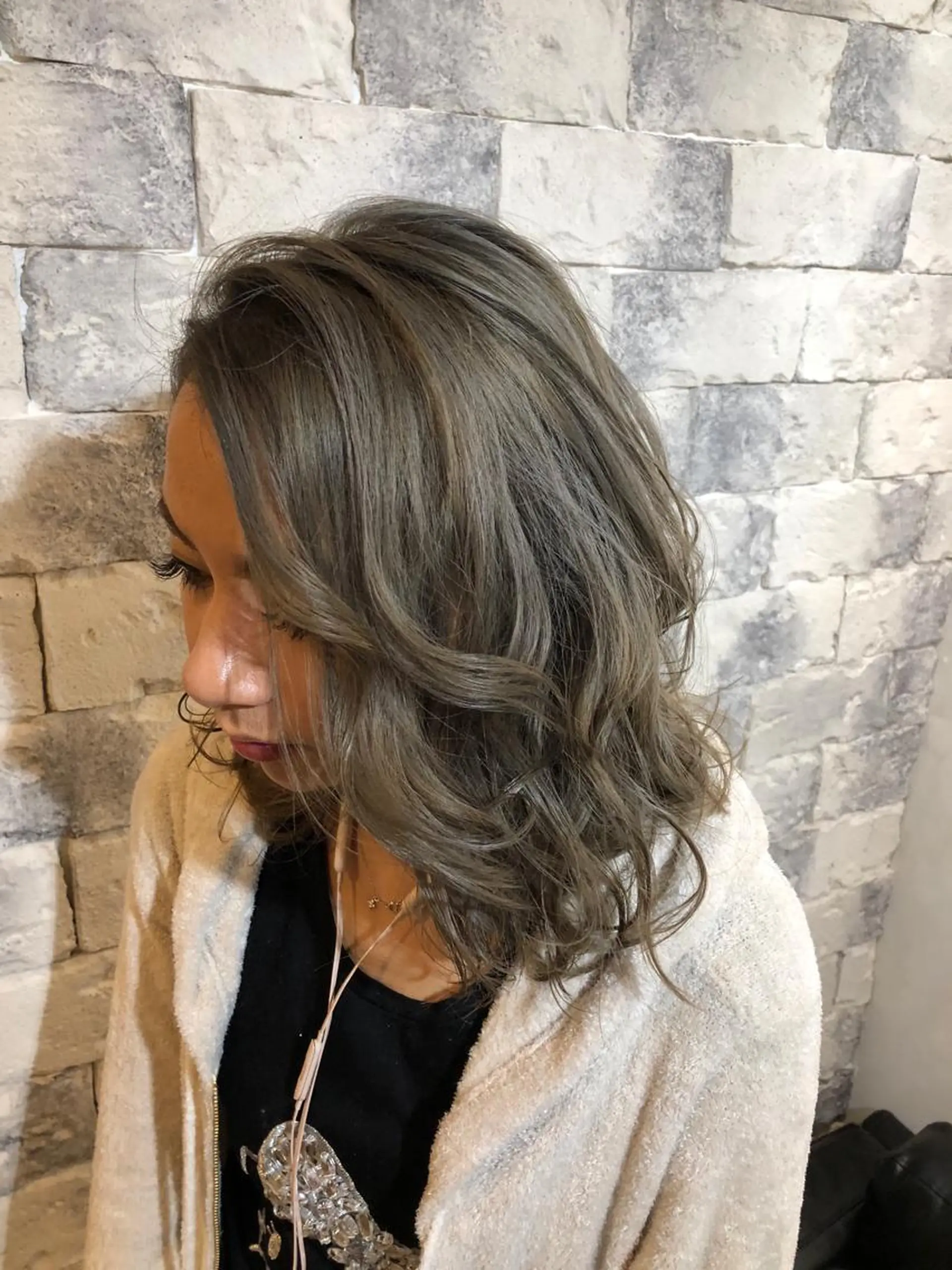 ミディアム カラー グラデーションカラー ハイライトカラー イルミナカラー 外国人風カラー ハイライト AUBE HAIRazul吉祥寺所属・綺麗な髪質にしたい方 限定🌈清水　祥のヘアスタイル