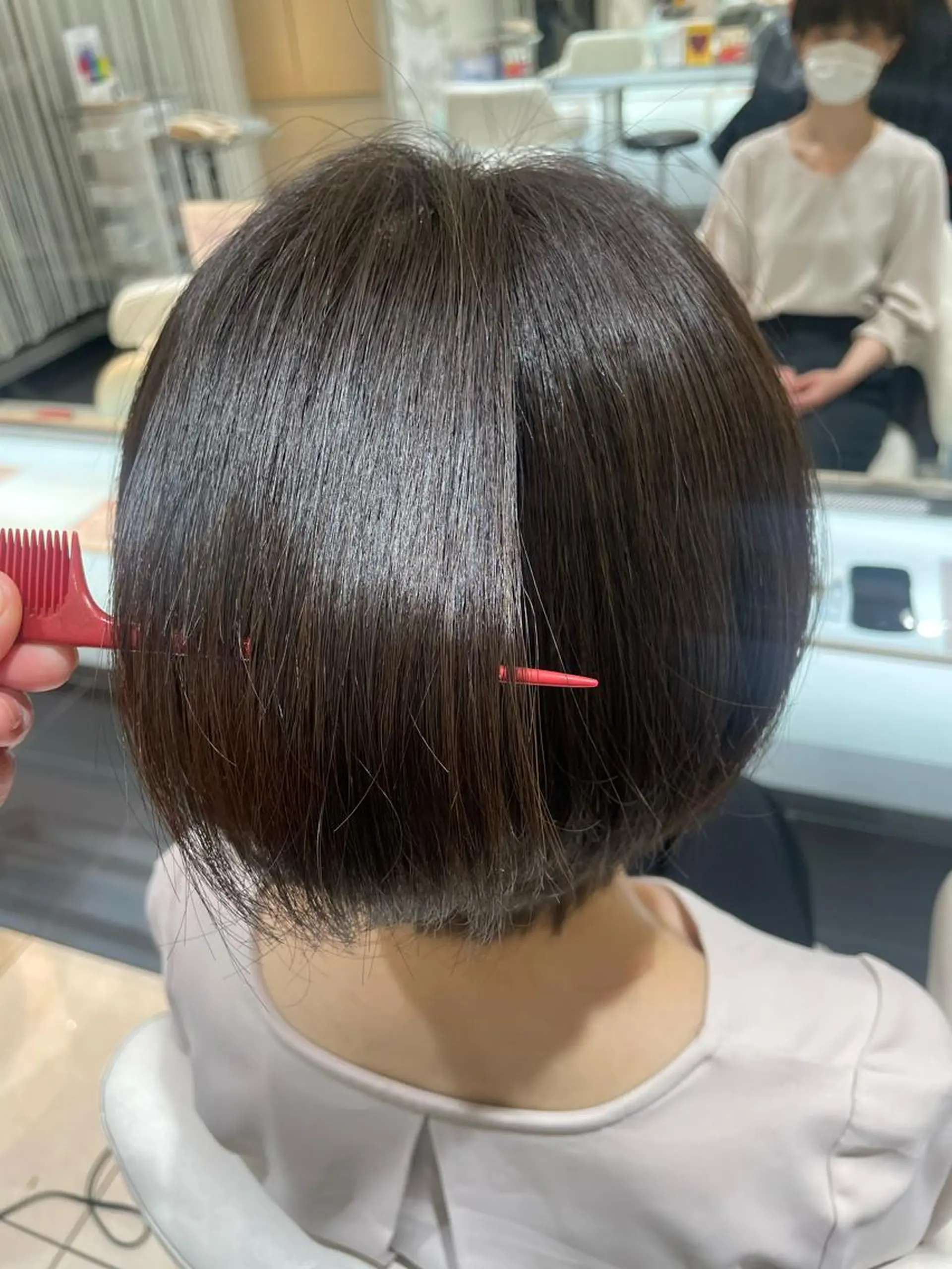 ショート カット トリートメント 髪質改善カラー 清利あやなのヘアスタイル