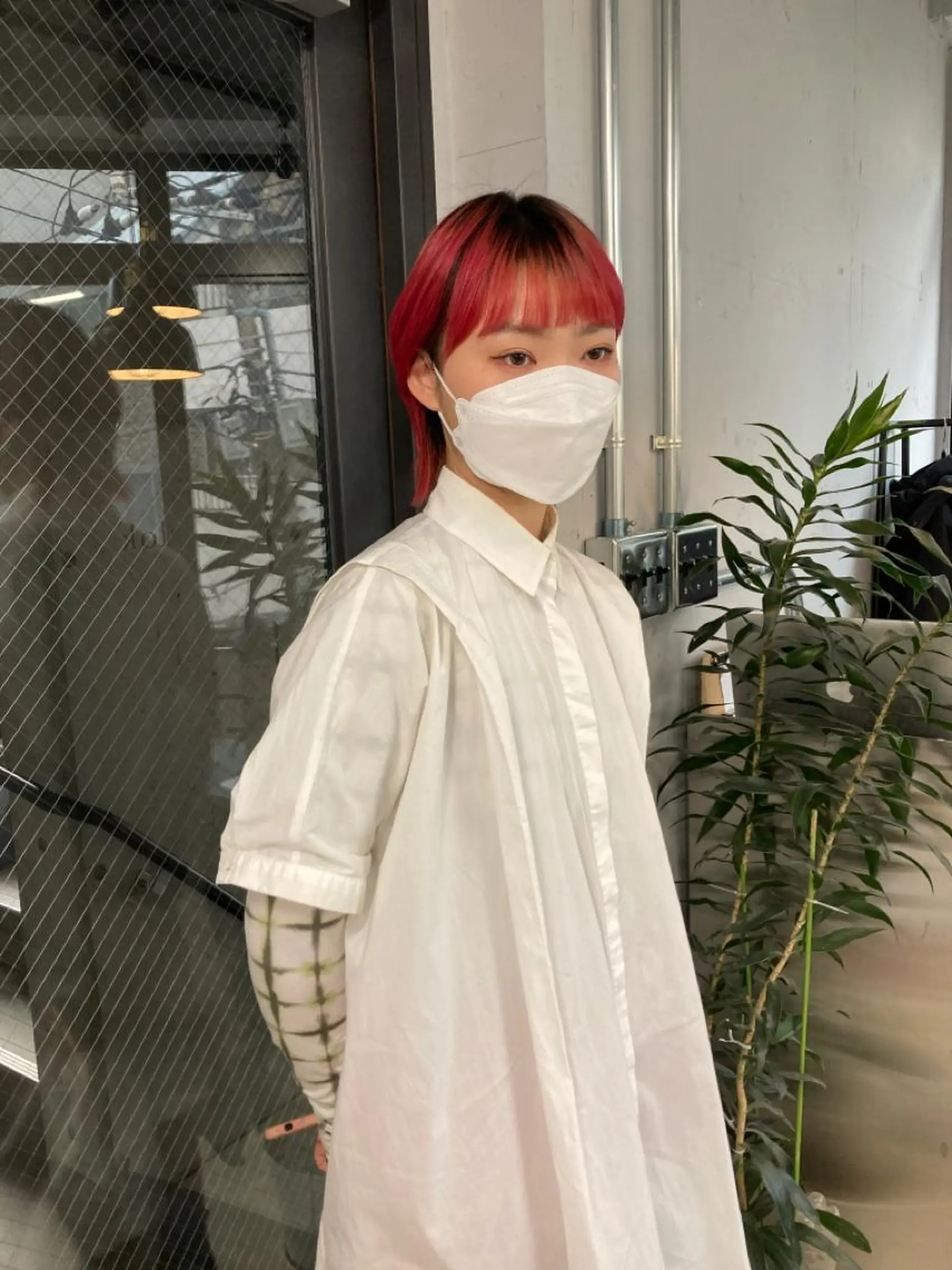 ショート ウルフカット ヘアカラー トリートメント 新井 広樹のヘアスタイル