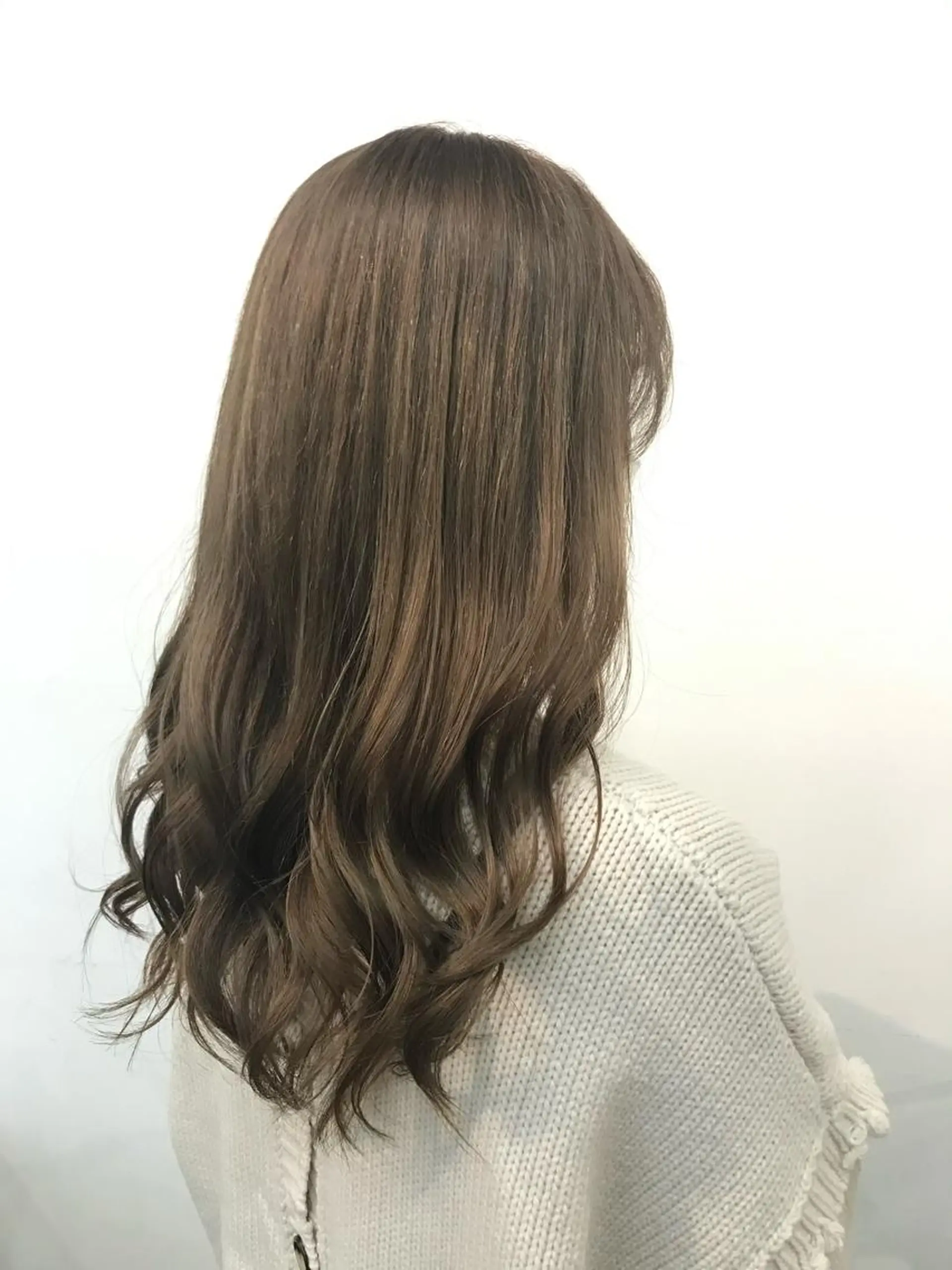 ロング ヘアカラー ichiyo所属・i sのヘアスタイル