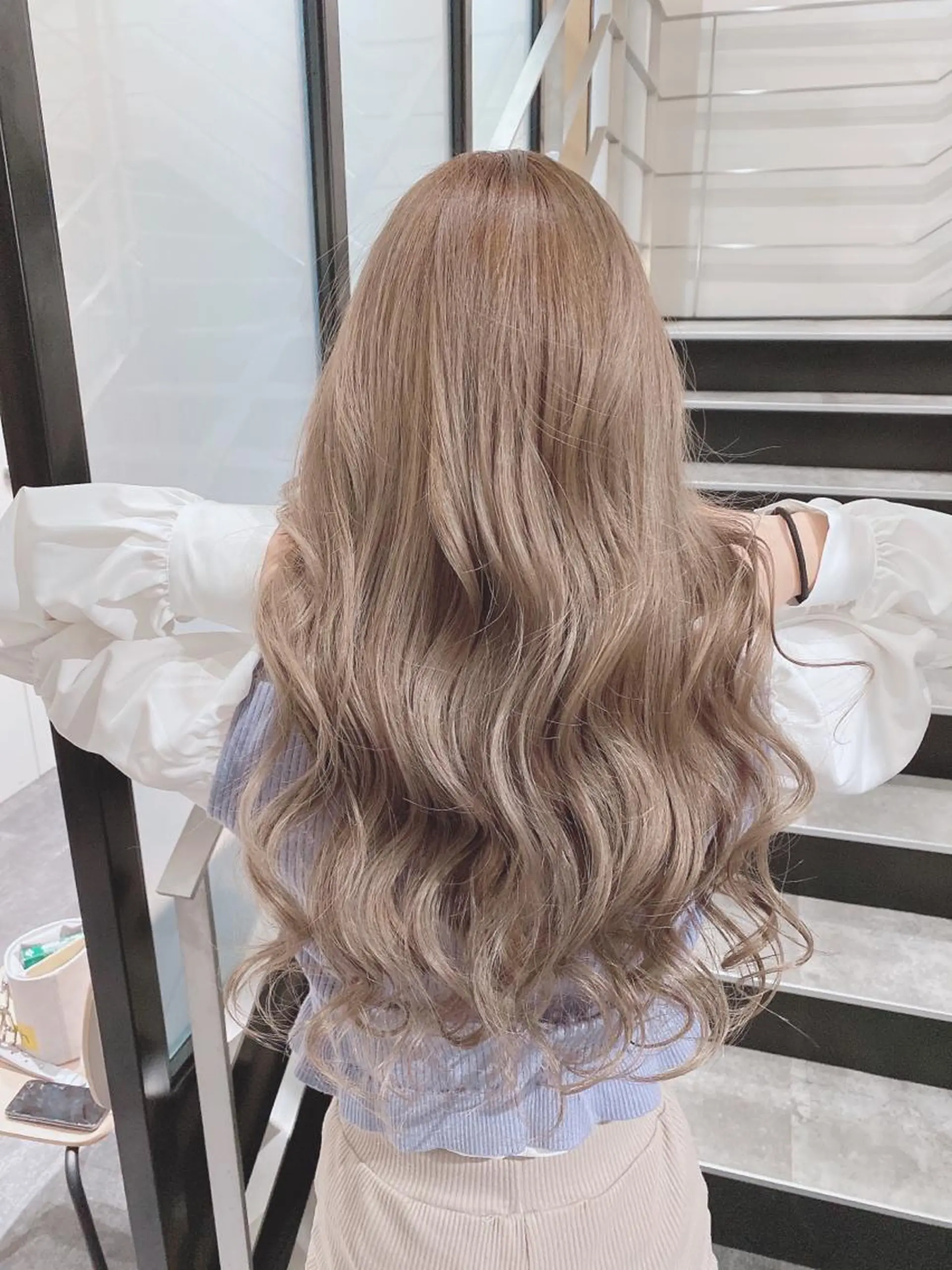 ロング カラー ベージュカラー 透明感カラー ヘアカラー 【Diar】オーナー アキヨシケンタのヘアスタイル