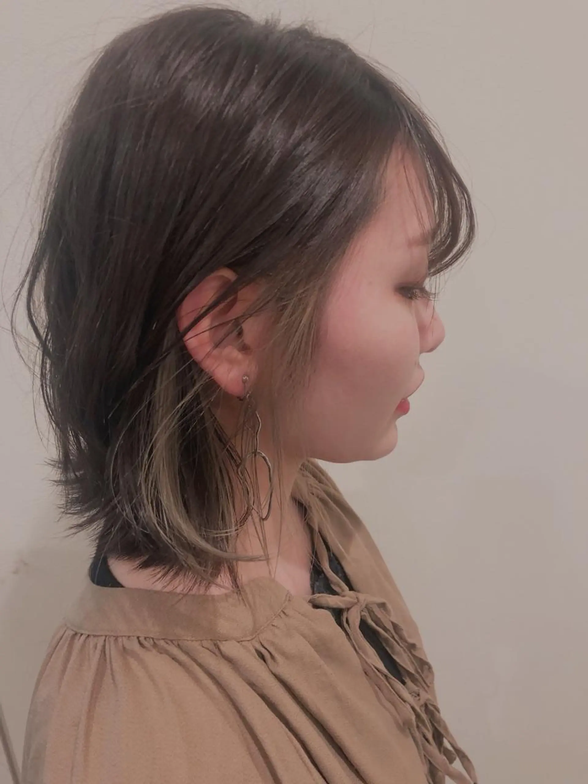 ミディアム カラー 🦩レイヤー|透明感 カラー🦩makoのヘアスタイル