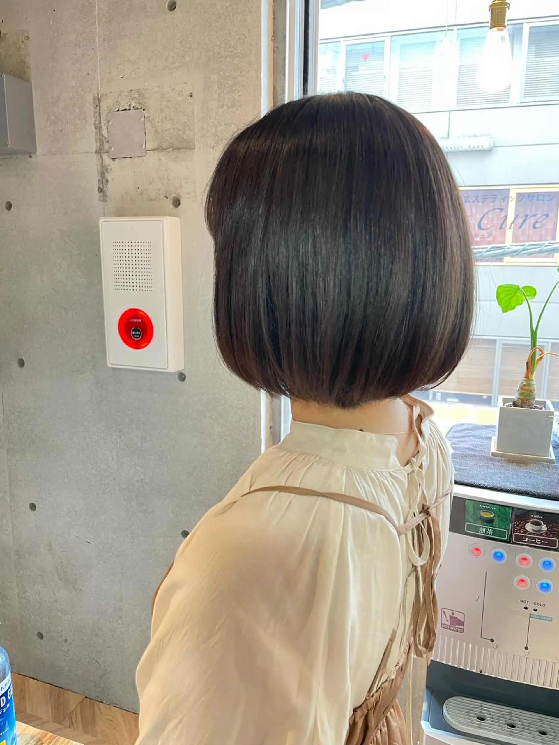 ショート カラー 透明感カラー カット ヘアカラー しのはら まどかのヘアスタイル
