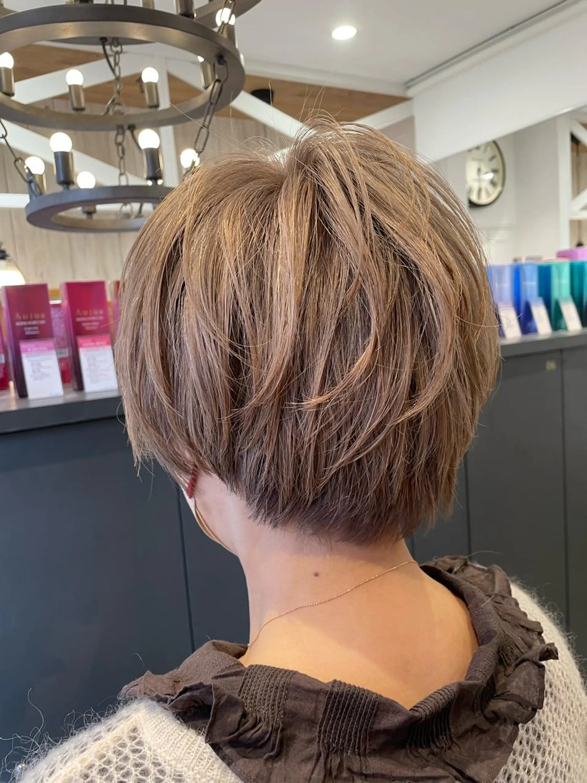 ショート カラー 鈴村 大介のヘアスタイル