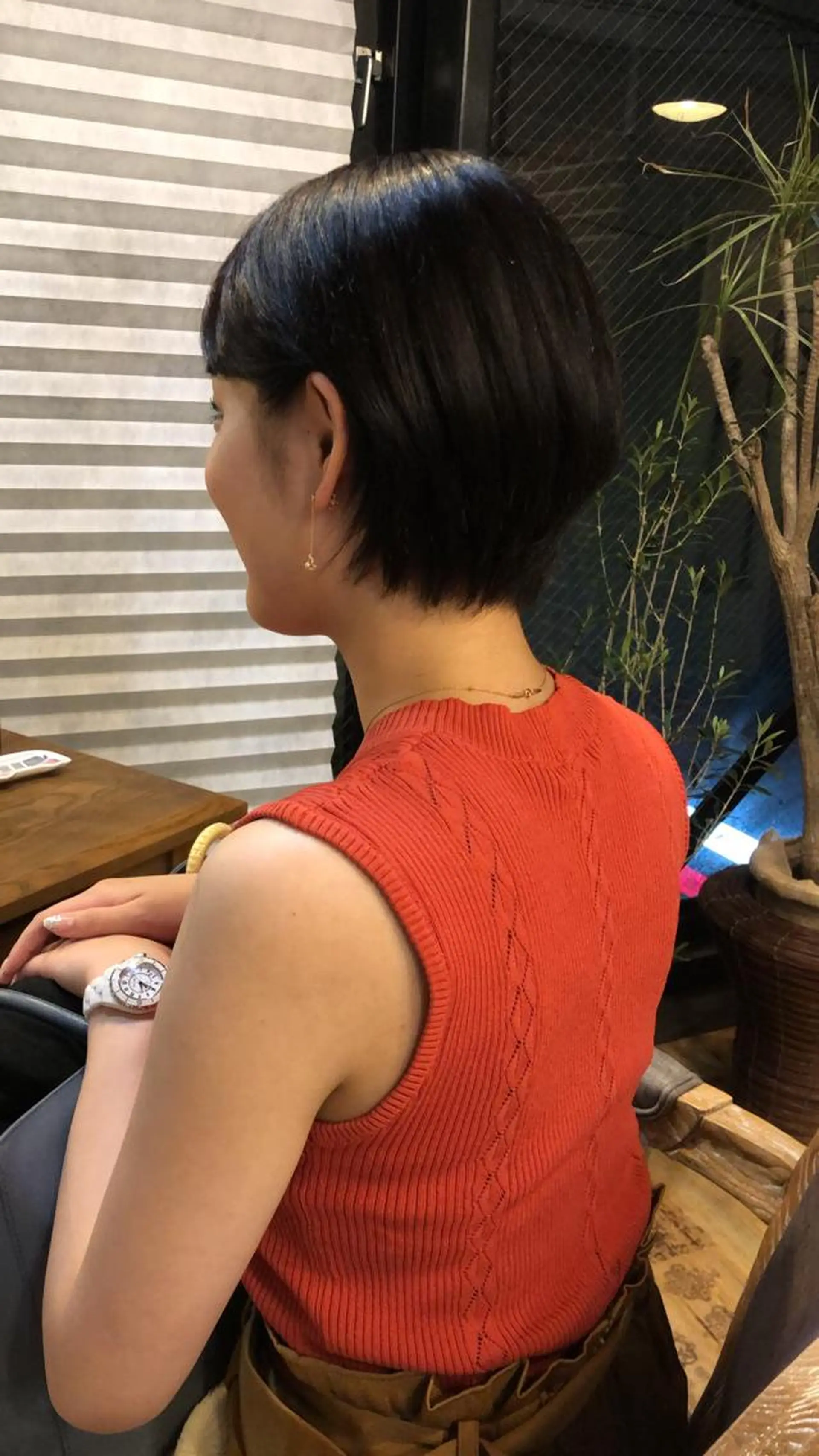 ショート 切りっぱなしボブ ボブ 外国人風カラー ハイライト レイヤーカット また会いたくなる 美容師【KENTA】のヘアスタイル