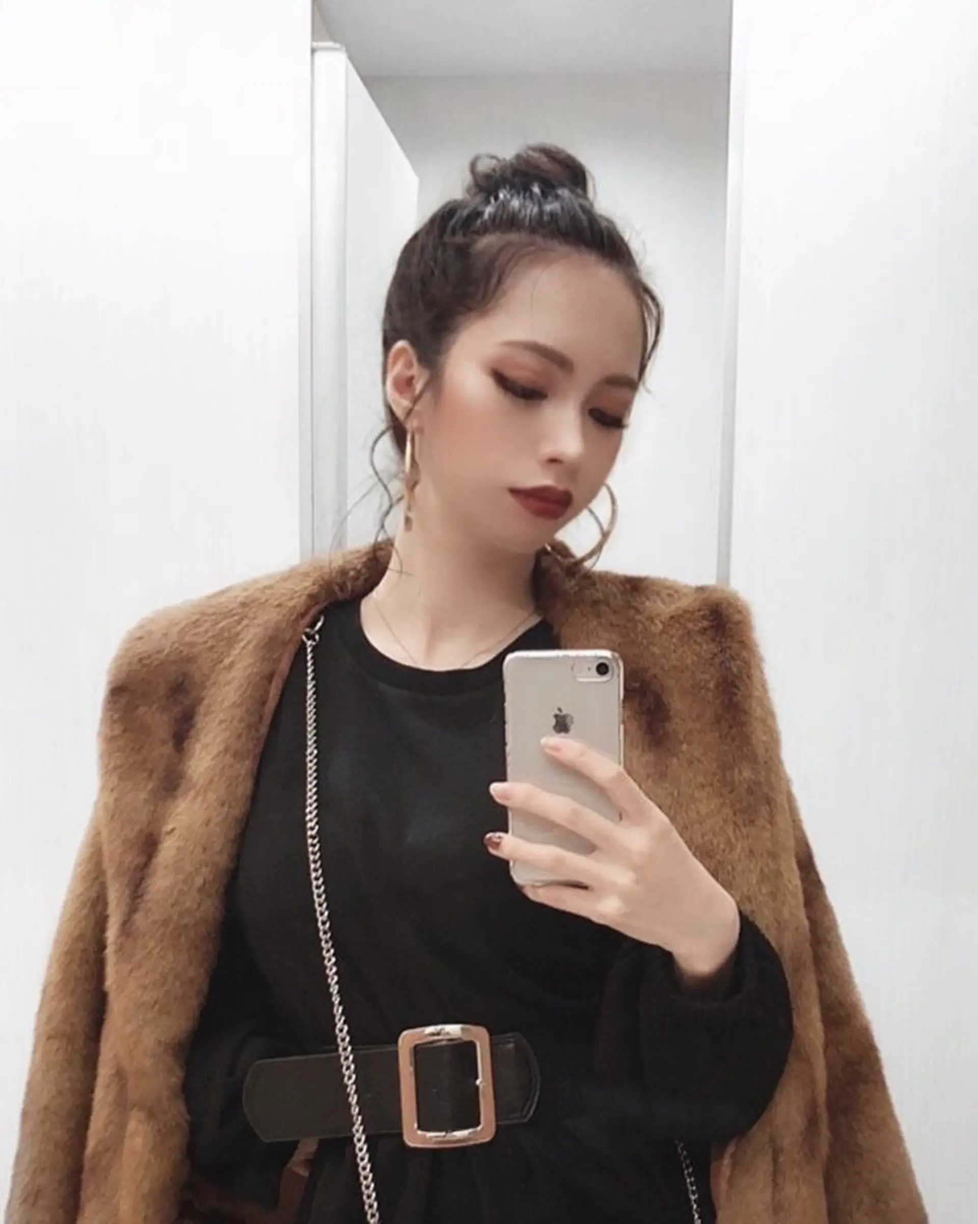 セミロング カラー Ate by little所属・青木 梢のヘアスタイル