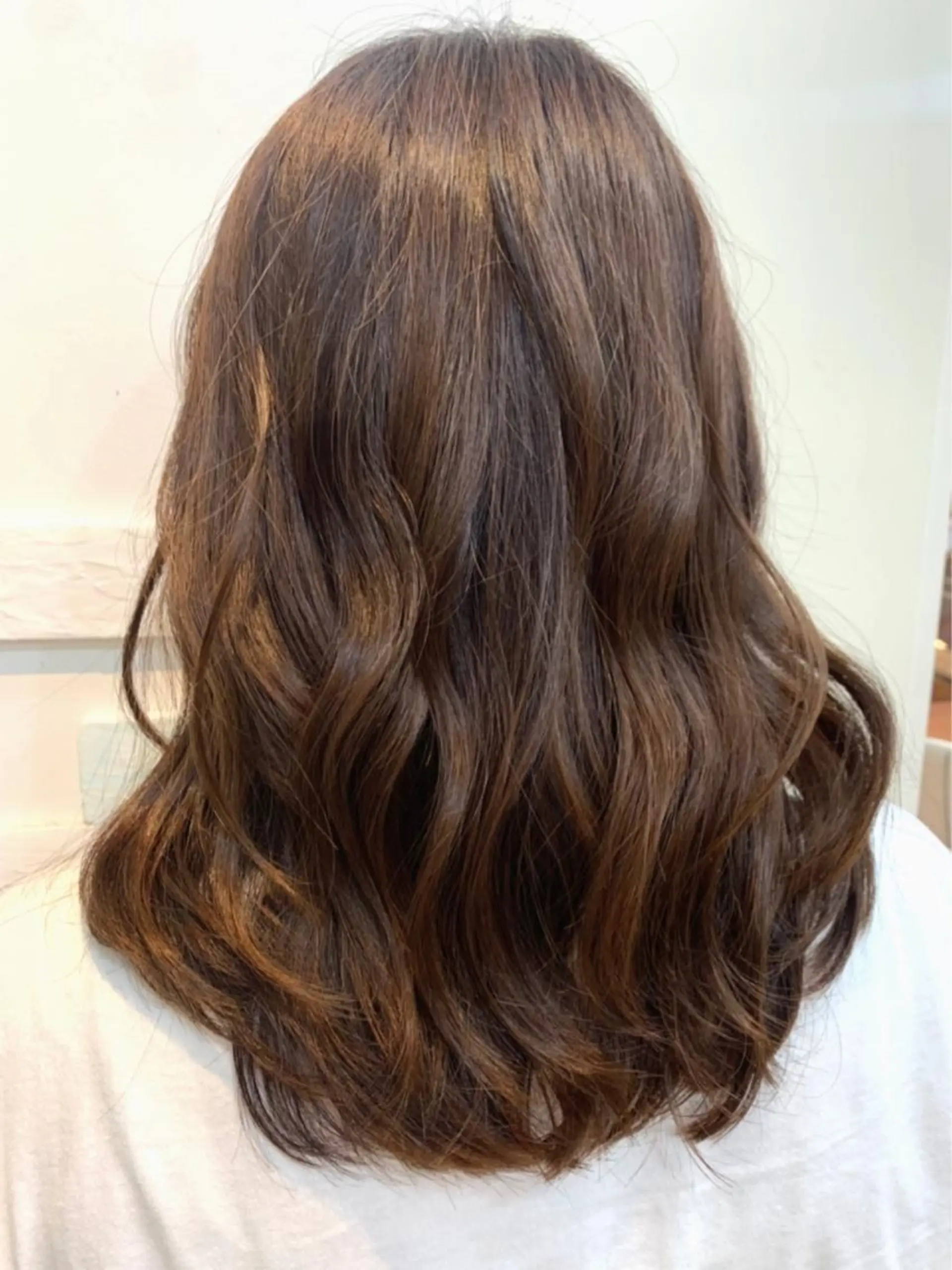 セミロング カラー ブラウンカラー オレンジ オレンジブラウン ayaka 大宮のヘアスタイル