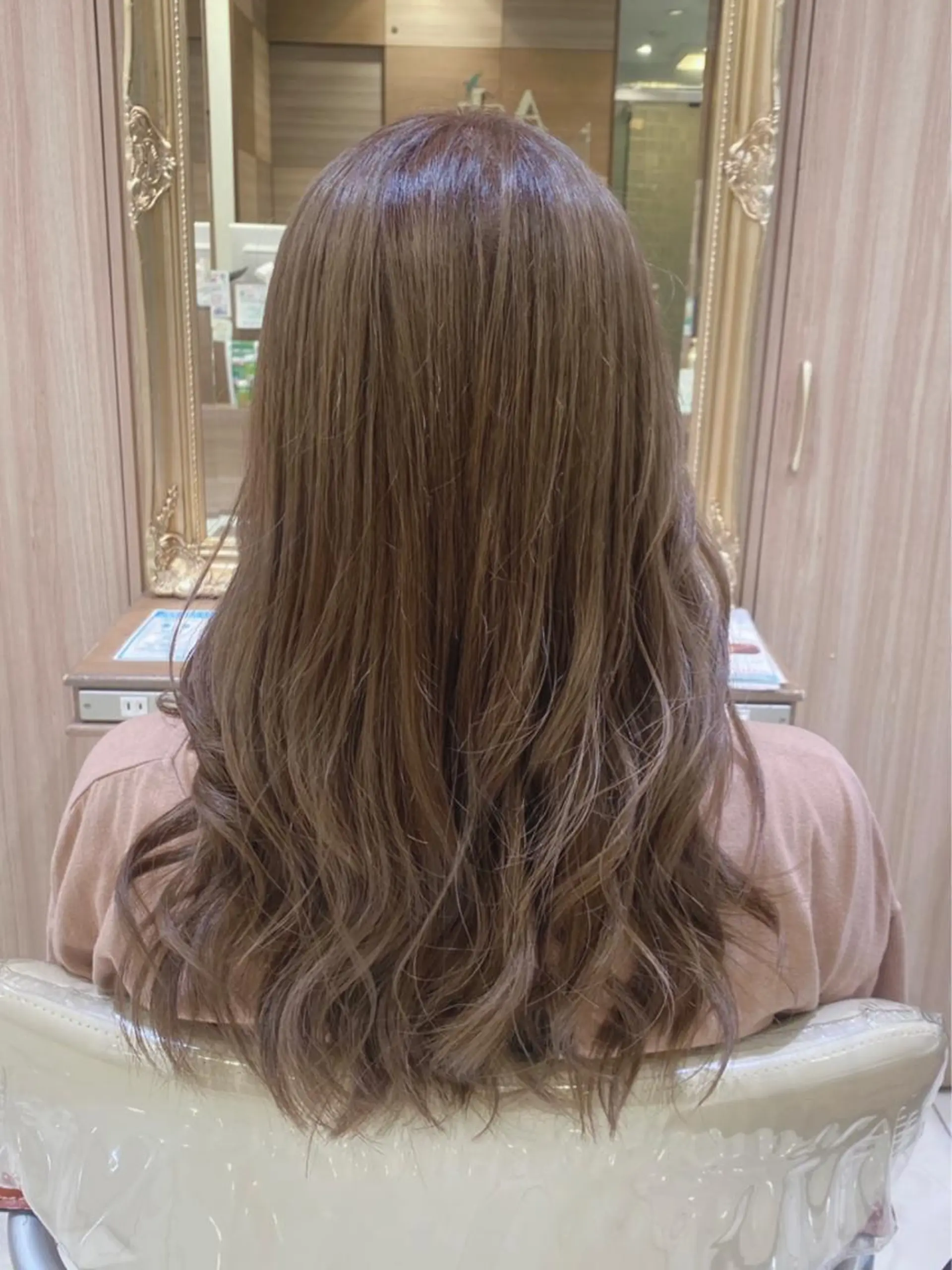 ロング カラー パーマ 古川 琴美のヘアスタイル