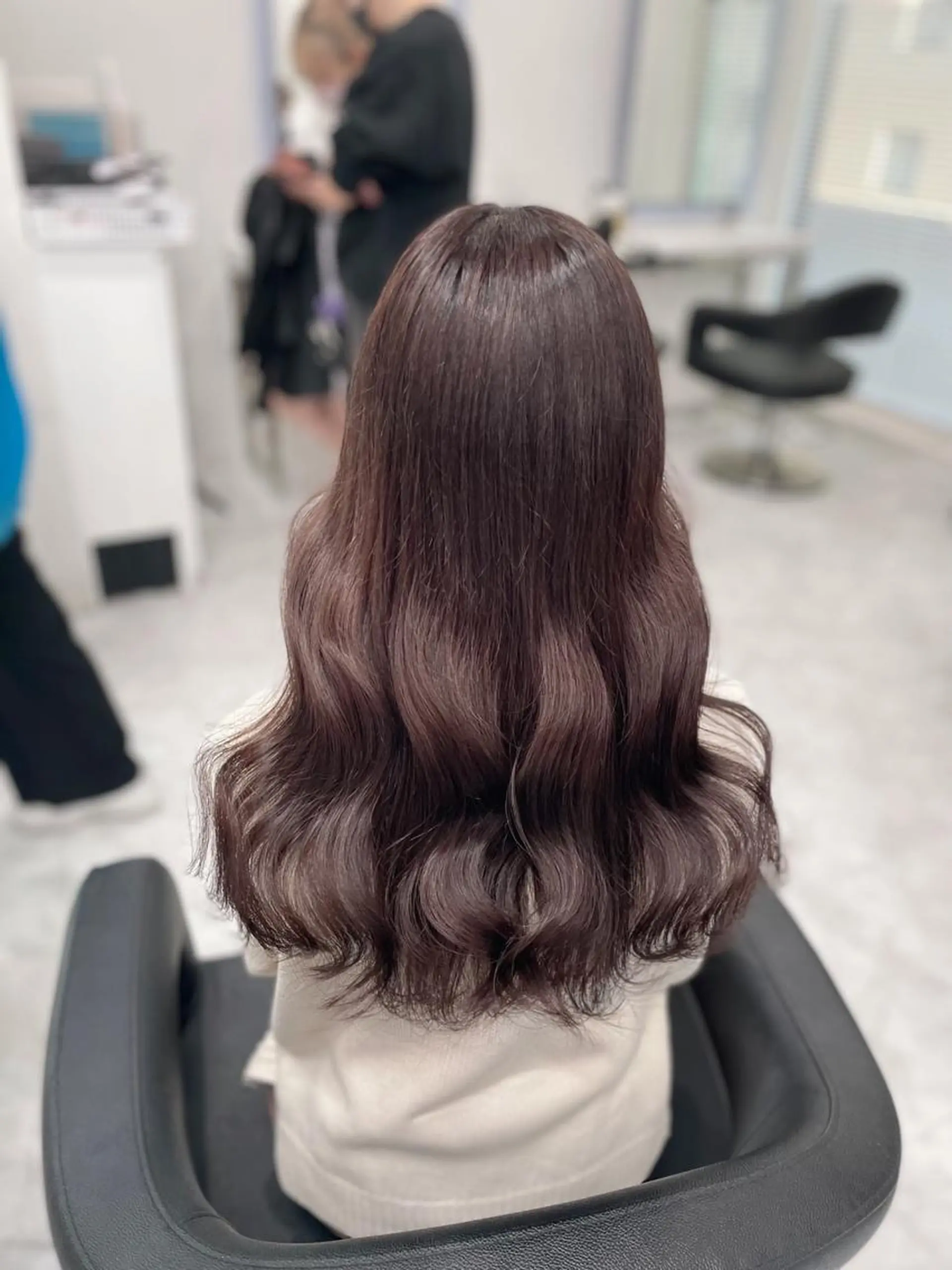 セミロング カラー ヘアアレンジ Ella所属・nana【艶髪】/ レイヤー/縮毛矯正のヘアスタイル