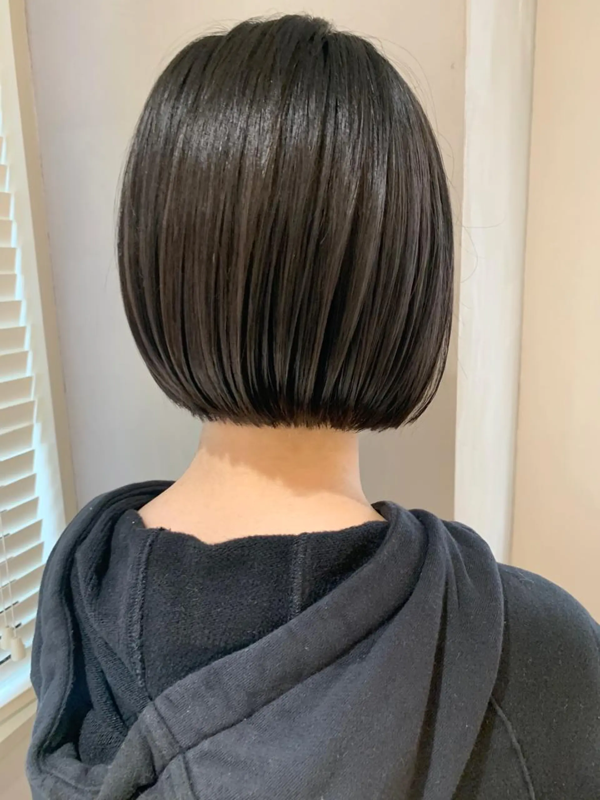 ショート ボブ Pēji所属・松村 総のヘアスタイル