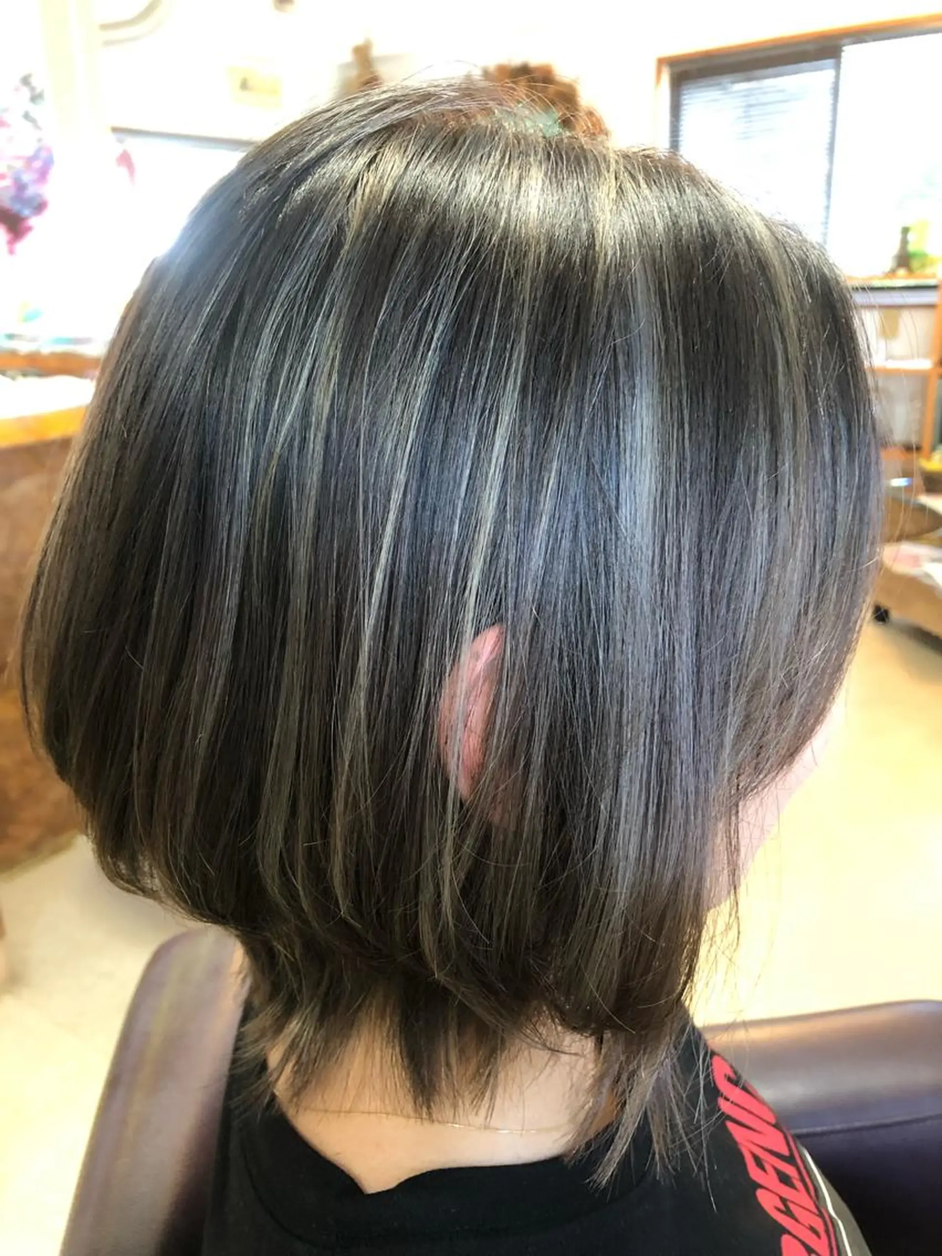 ミディアム カラー カット ヘアカラー トリートメント 嘉手納美容室 ルアナエヴァのマツエク・マツパデザイン