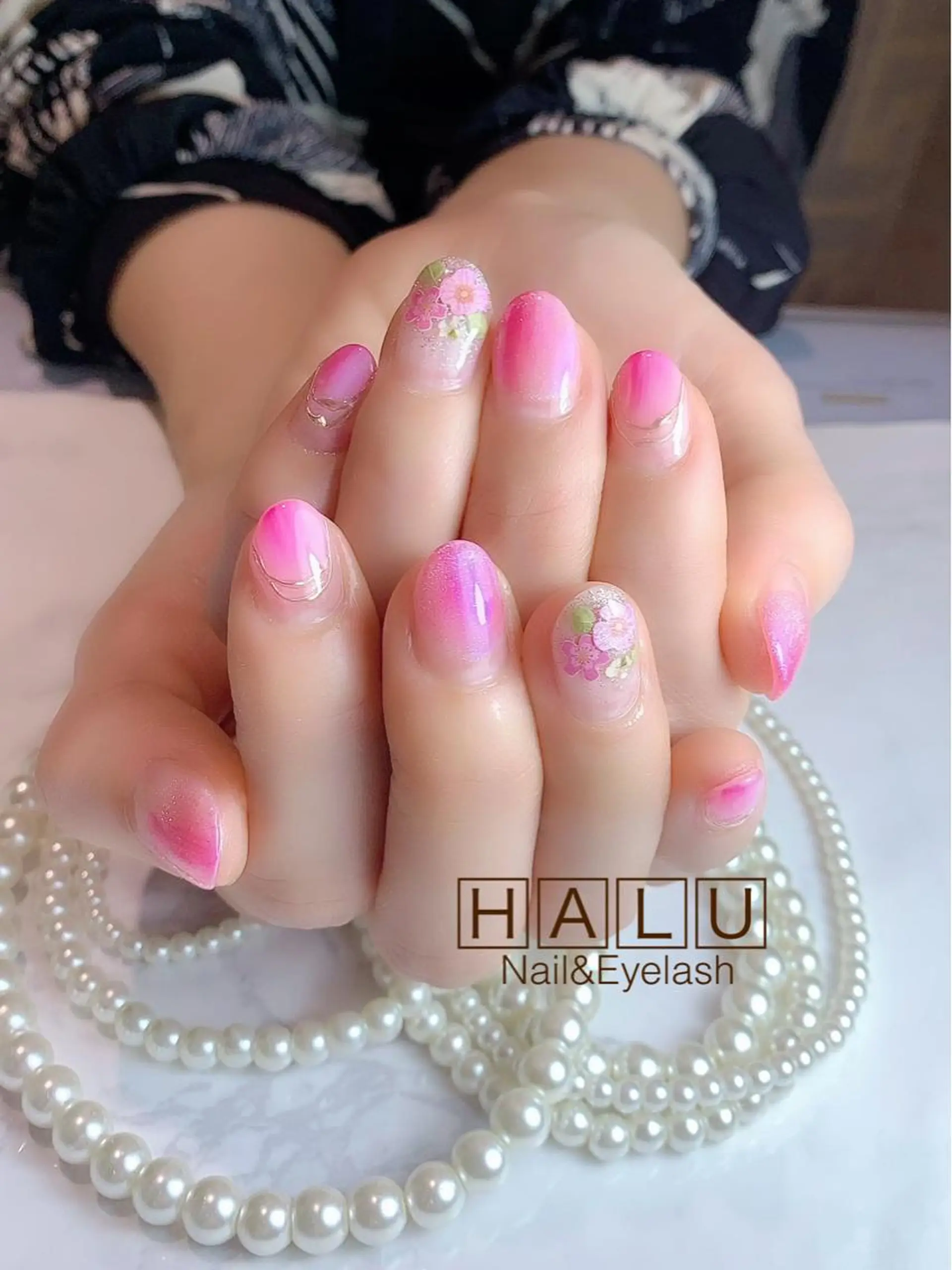 ネイル ニュアンスネイル ピンク HALU ハルのネイルデザイン