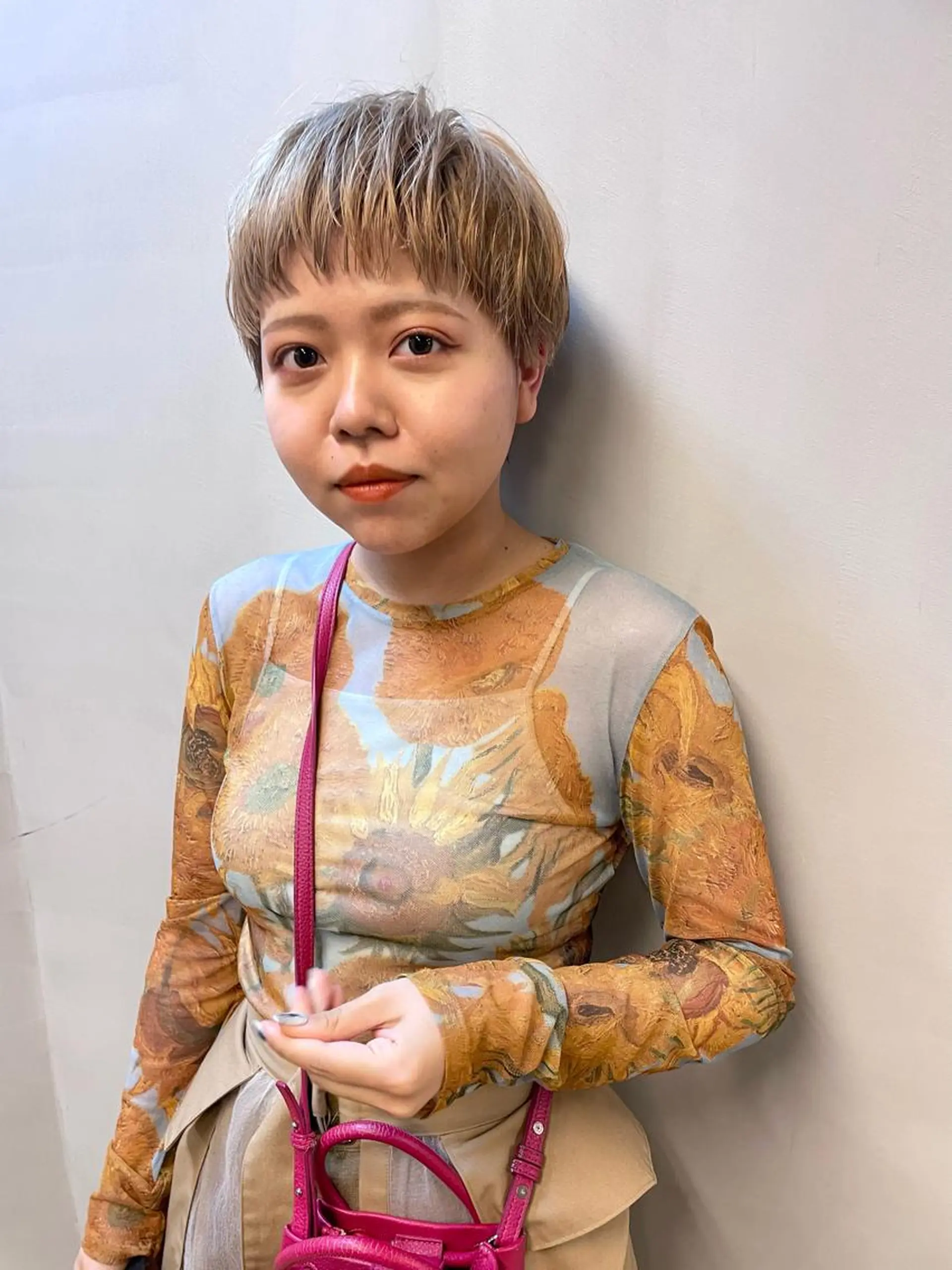 ミディアム カラー パーマ ヘアアレンジ メンズ キッズ ネイル マツエク・マツパ アイブロウ マッシュ ベージュカラー ショートネイル カット ヘアカラー トリートメント tatsumi/ボブ ウルフ/レイヤーのヘアスタイル