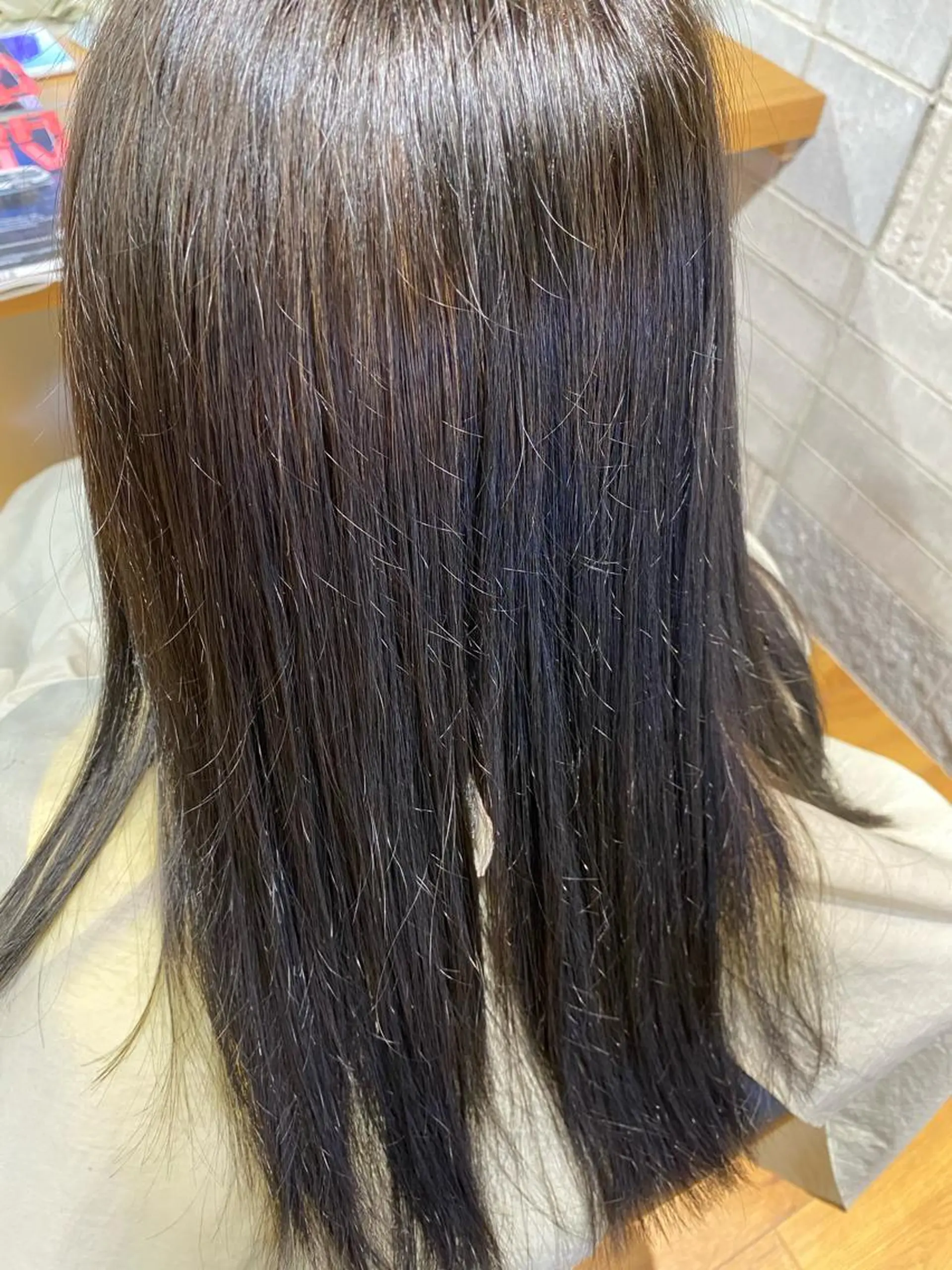 ミディアム カラー ヘアアレンジ オリーブカラー 久米 治仁のヘアスタイル