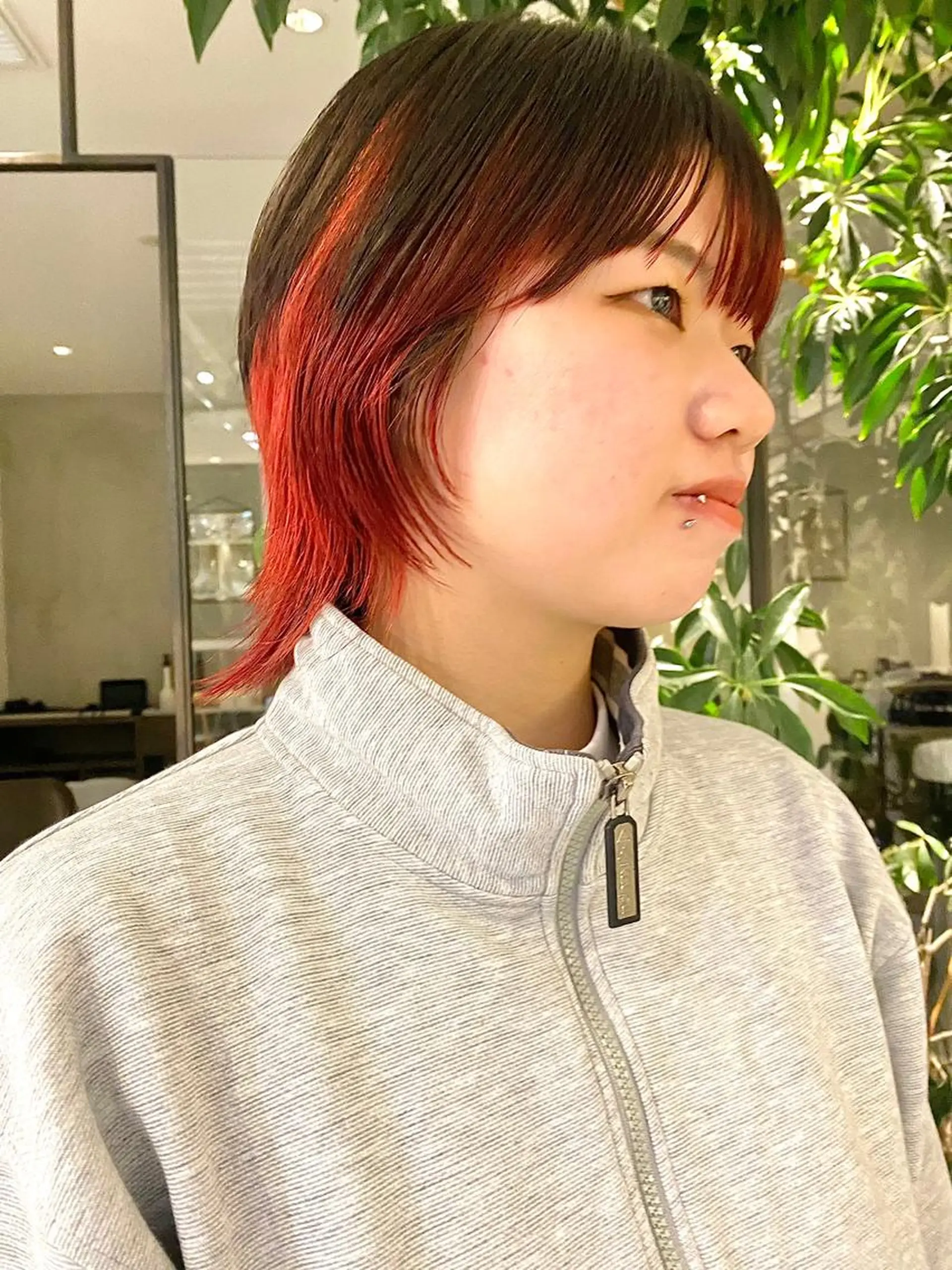 ショート ショートレイヤー レイヤーカット ショートヘア Hair & make Lamp所属・梅田のブリーチ特化 美容師KAI🥰のヘアスタイル