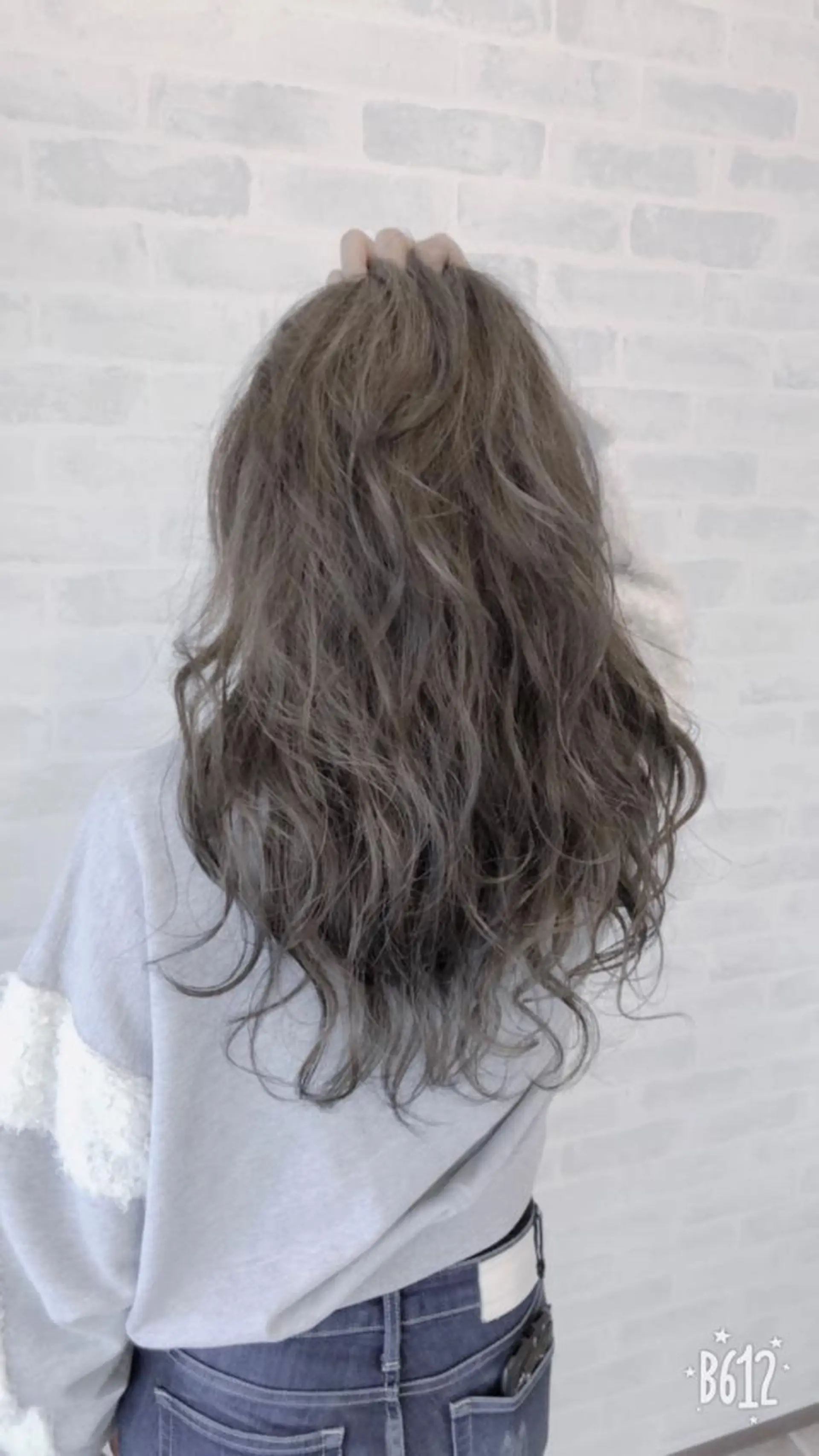 ロング カラー パーマ ヘアアレンジ メンズ キッズ ネイル マツエク・マツパ 山崎 義弘のヘアスタイル