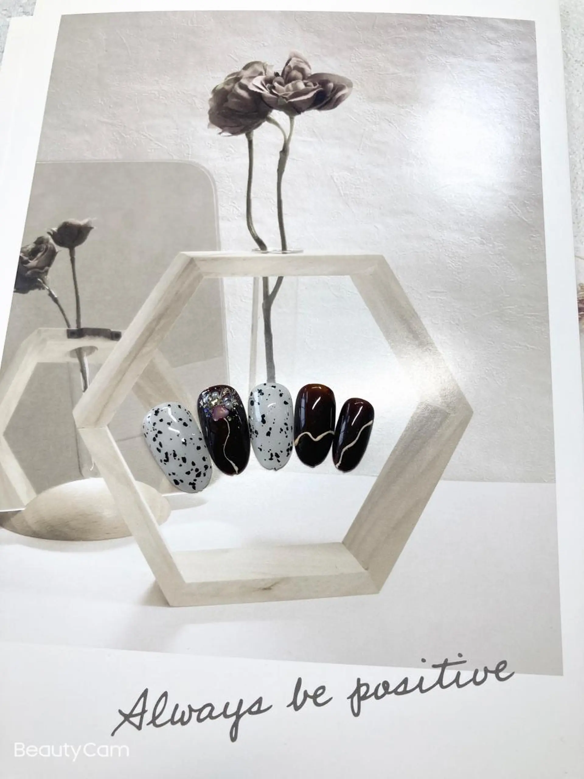 ネイル ewt miniのマツエク・マツパデザイン