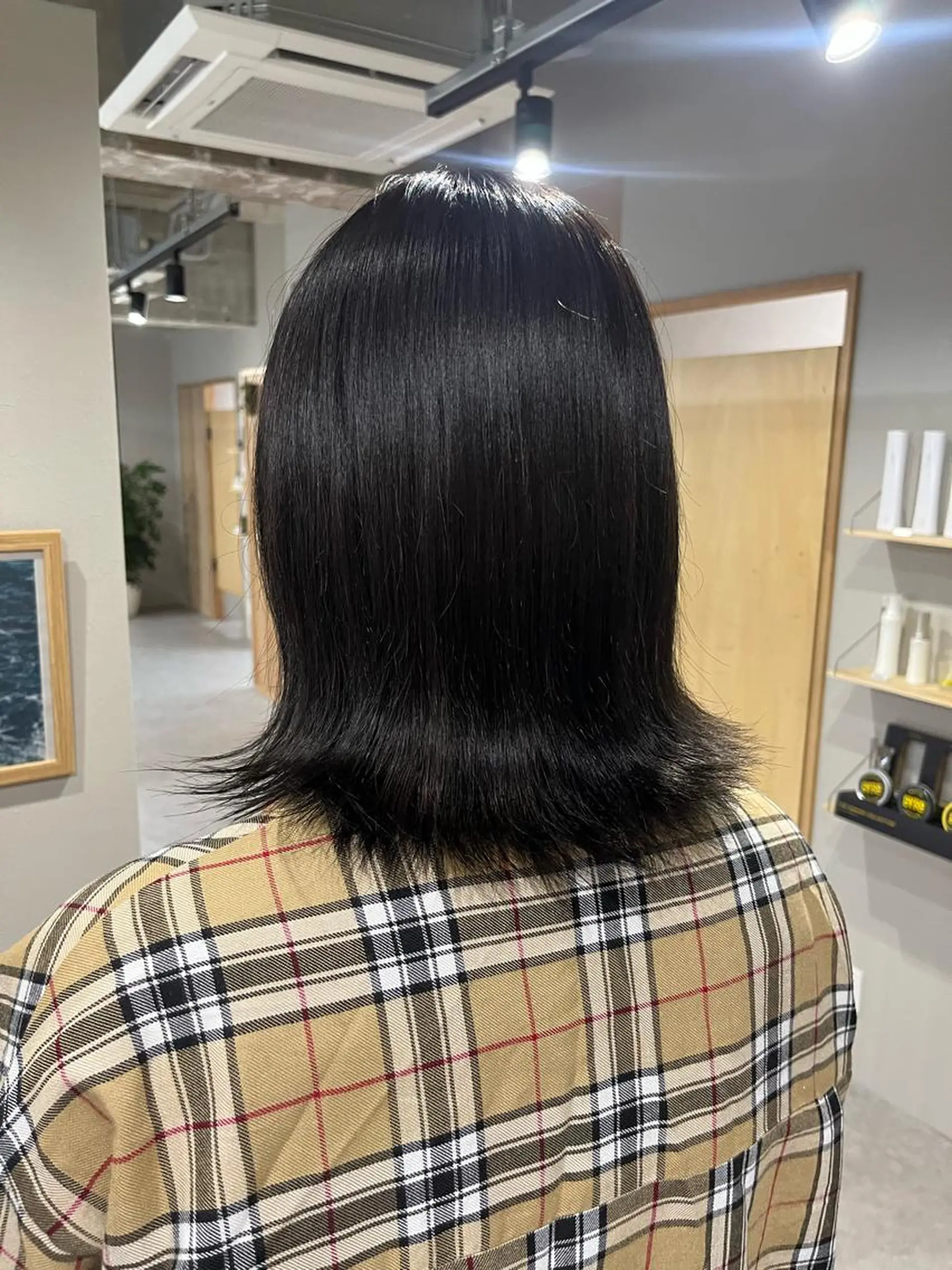 ミディアム アッシュ トリートメント eMir... 武蔵小杉所属・新舘 怜奈のヘアスタイル