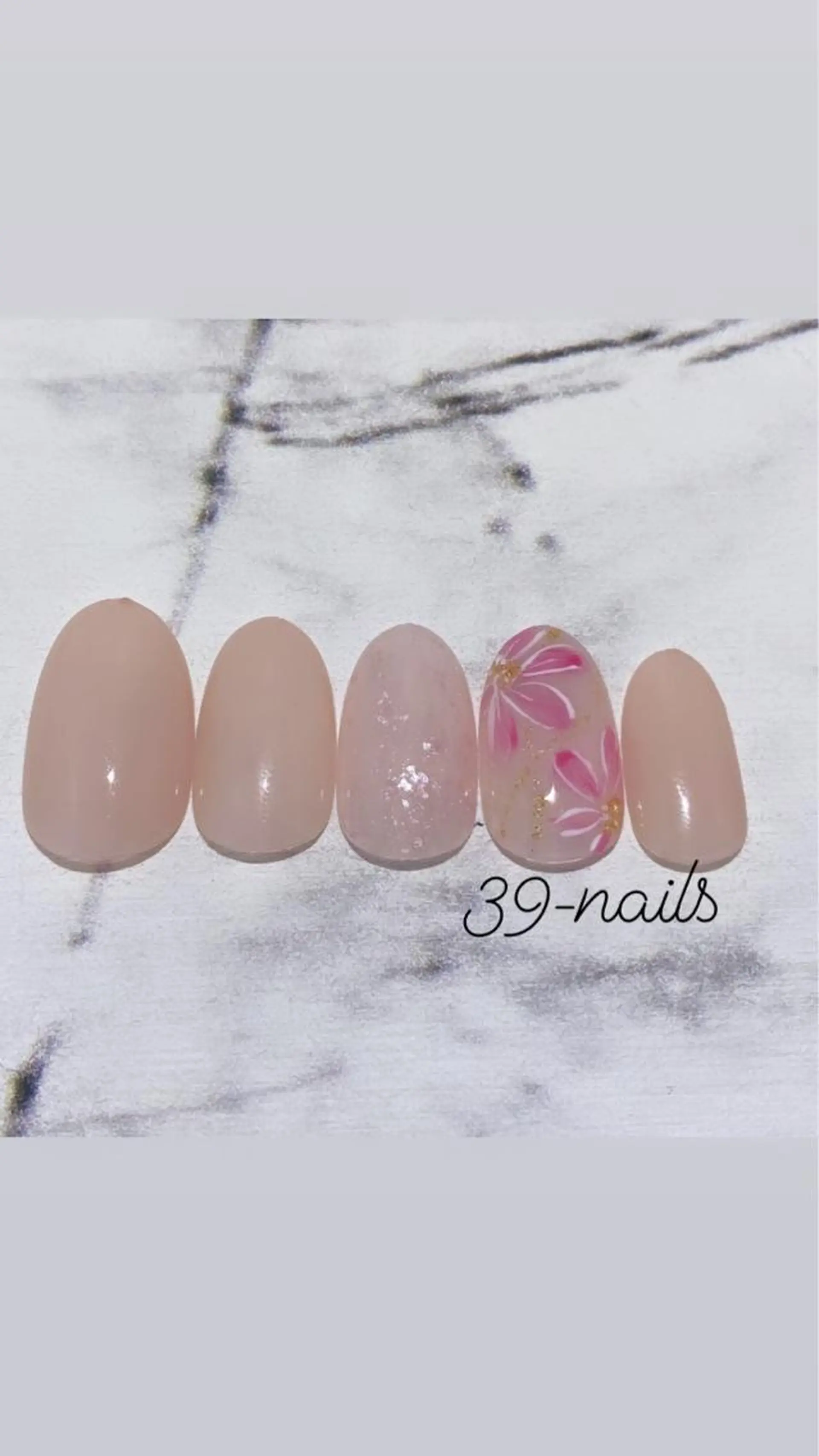 ネイル シンプルネイル 39-nails EharaMikuのネイルデザイン