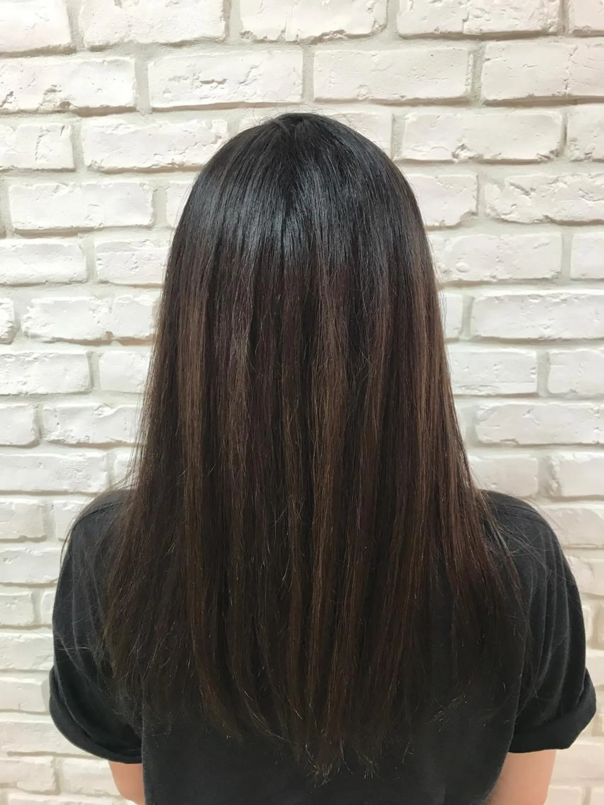 ロング カラー グラデーションカラー ハイライトカラー ハイライト 村上 真依子のヘアスタイル