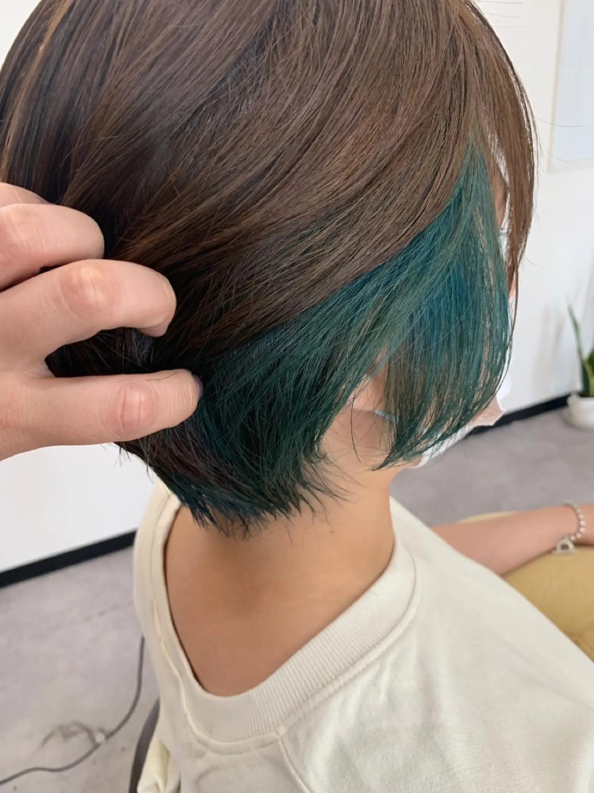ショート ufufu所属・境 菜摘のヘアスタイル