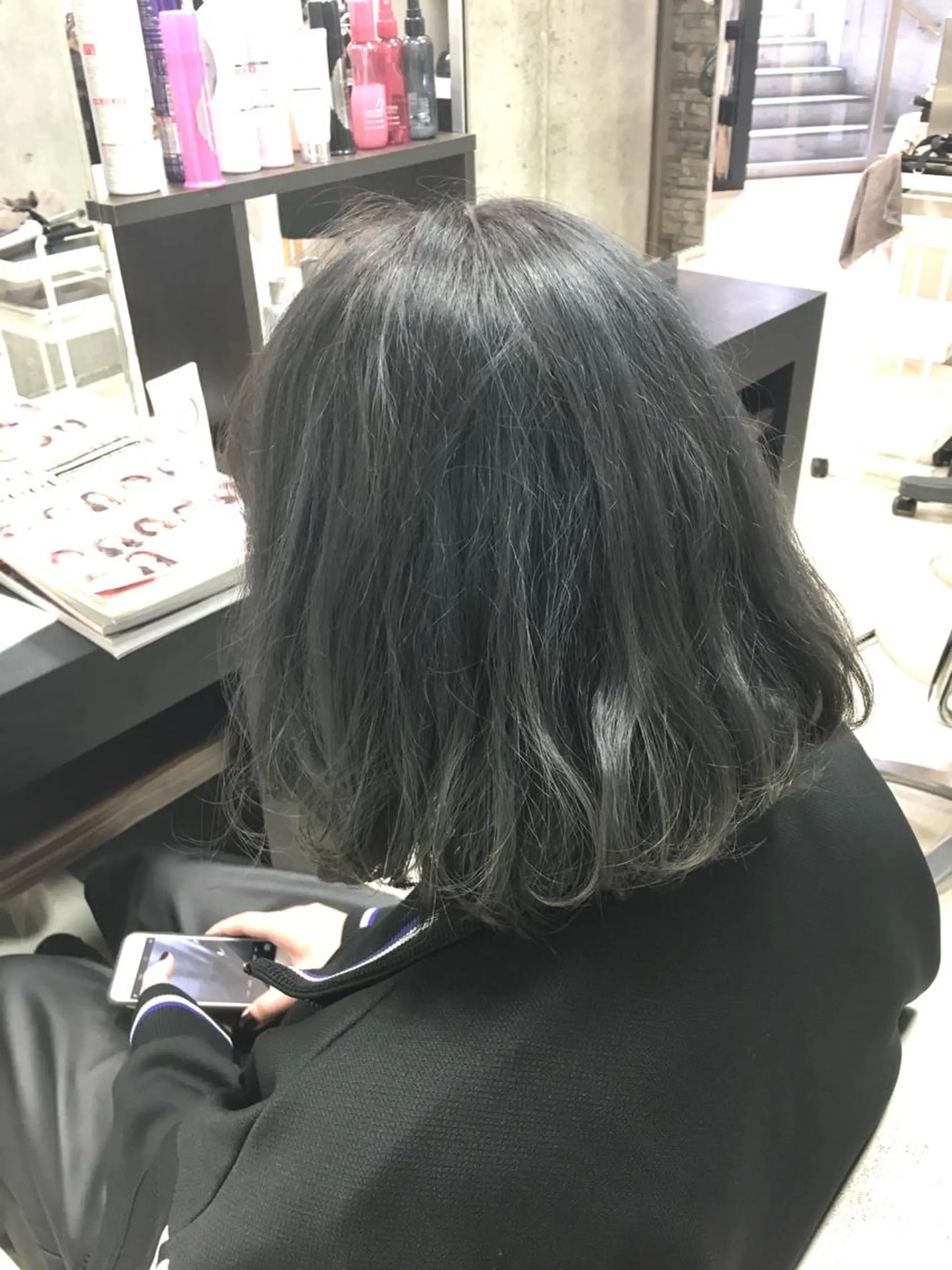 ショート カラー ブルーカラー ブルーグレー ボブ brace 立花のヘアスタイル
