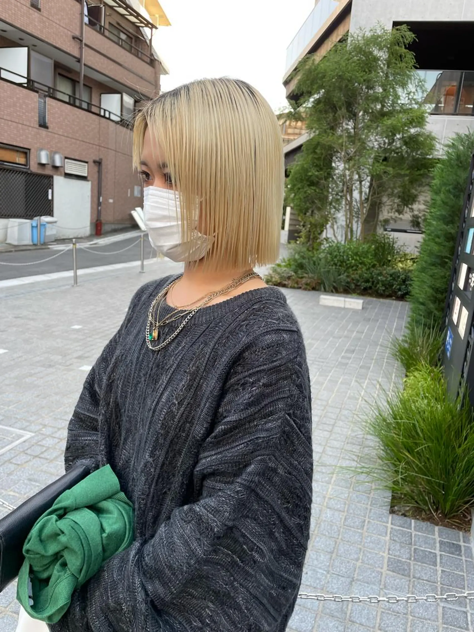 ショート カラー ハイトーンカラー ボブ カット ヘアカラー トリートメント パーマ/透明感カラー /ボブ/吉田一生のヘアスタイル