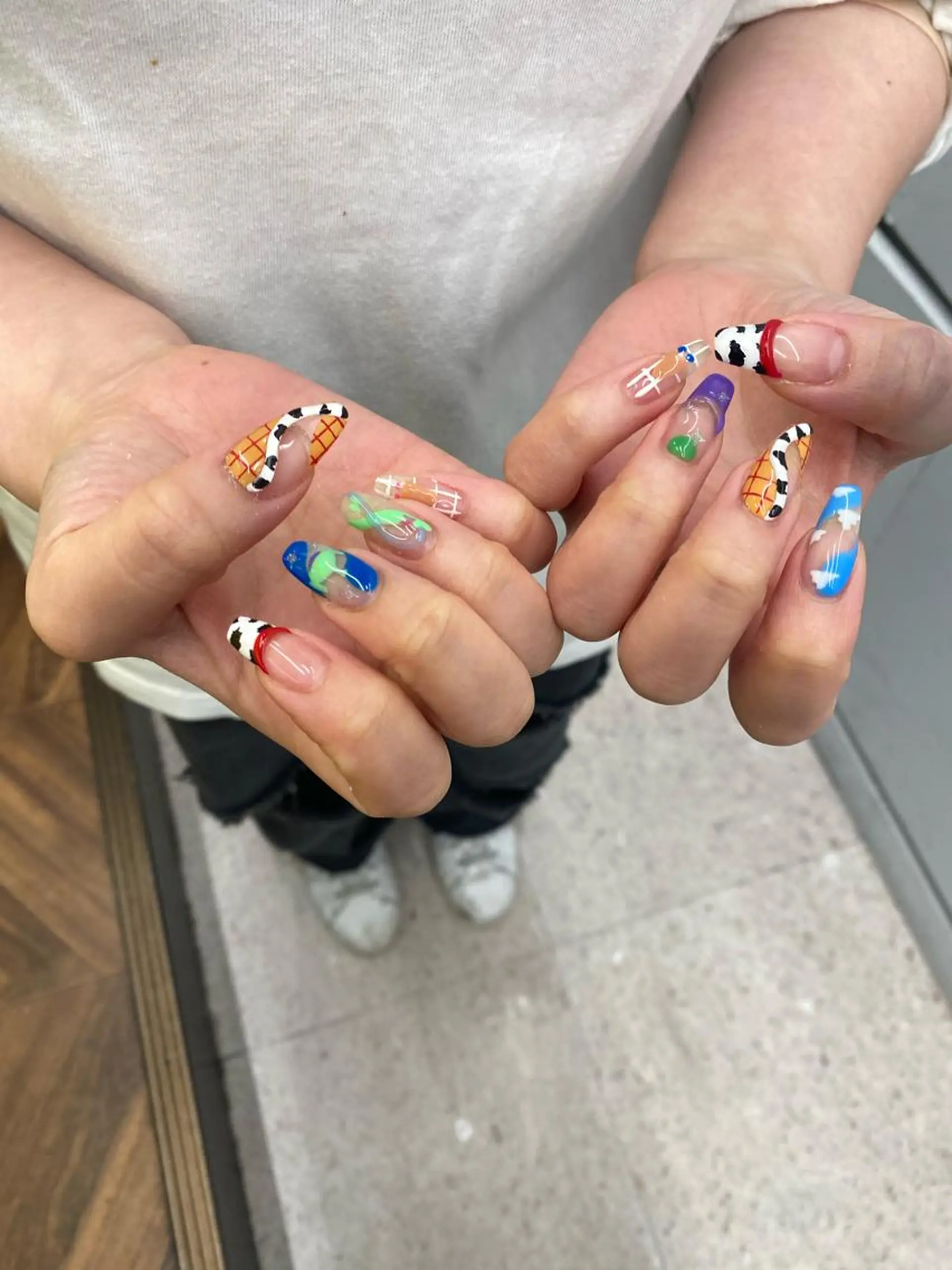 ネイル 京都レイヤーカット/ 縮毛矯正/羽柴りくのヘアスタイル