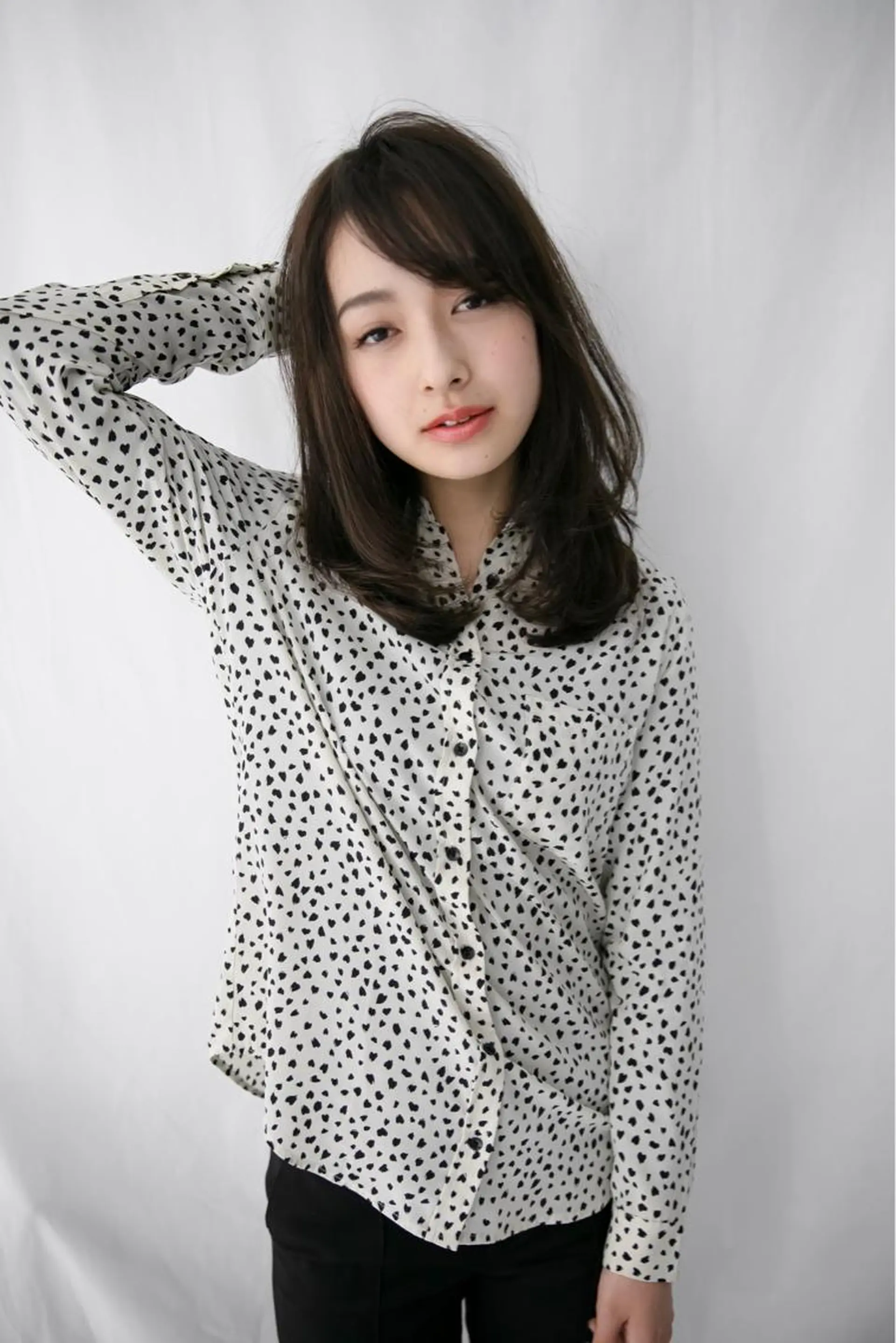 ミディアム ハイライト 髪質改善 小顔カット Endearing 銀座/レイヤーカットのヘアスタイル