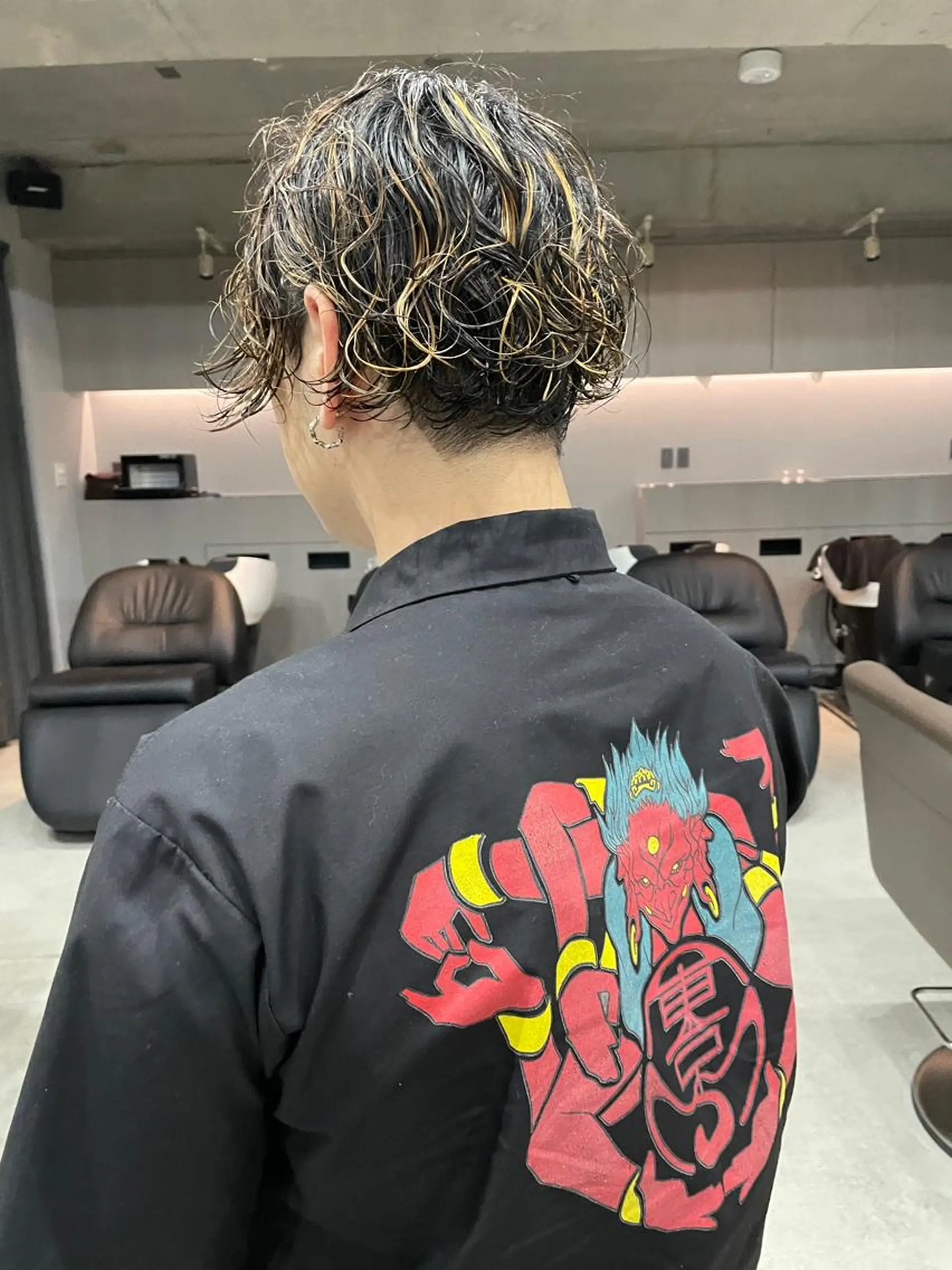 ショート パーマ メンズ 吉田一輝 外国人パーマのヘアスタイル