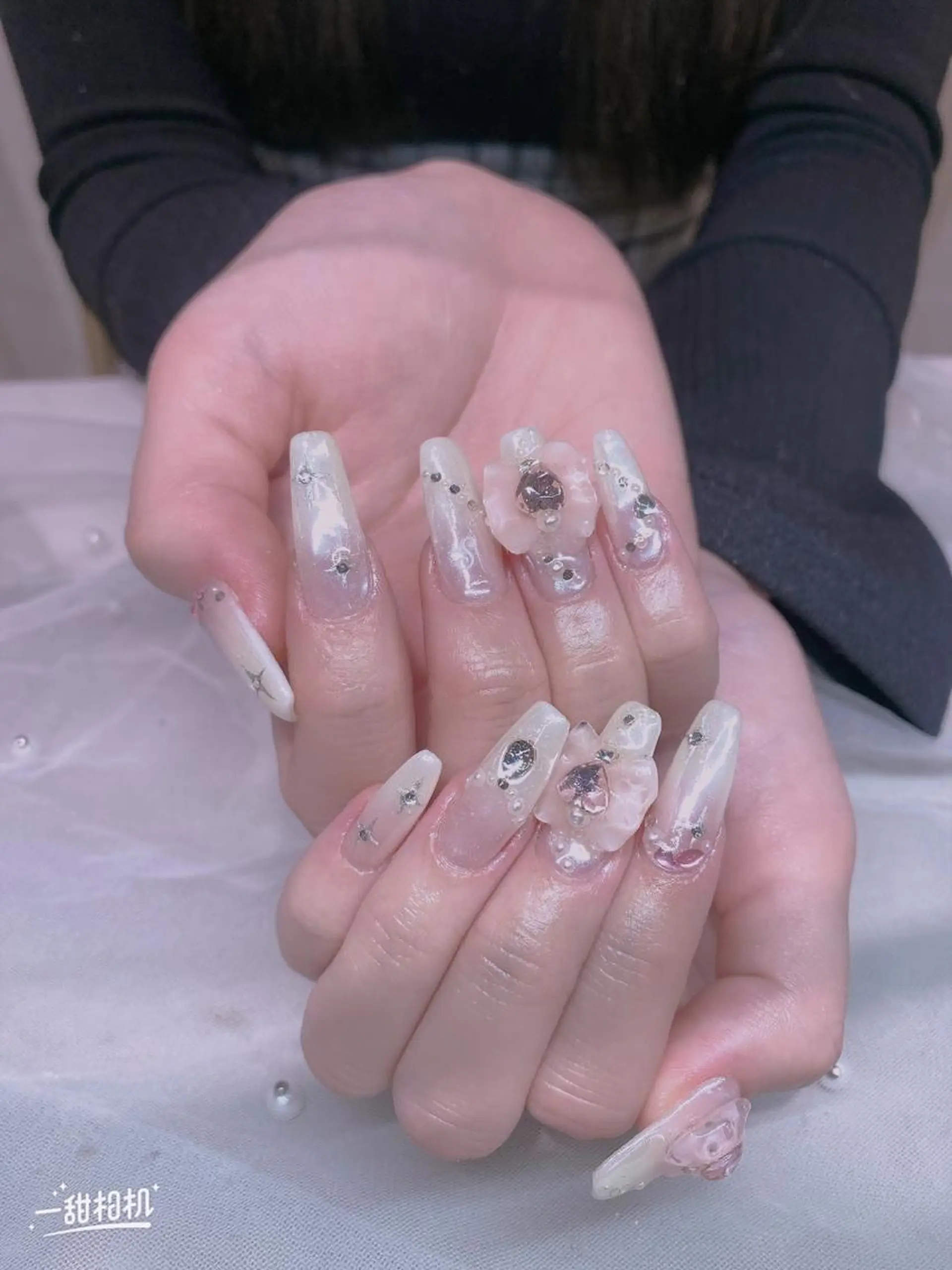 ネイル リボン 長さだし専門店 M2　rikaのネイルデザイン