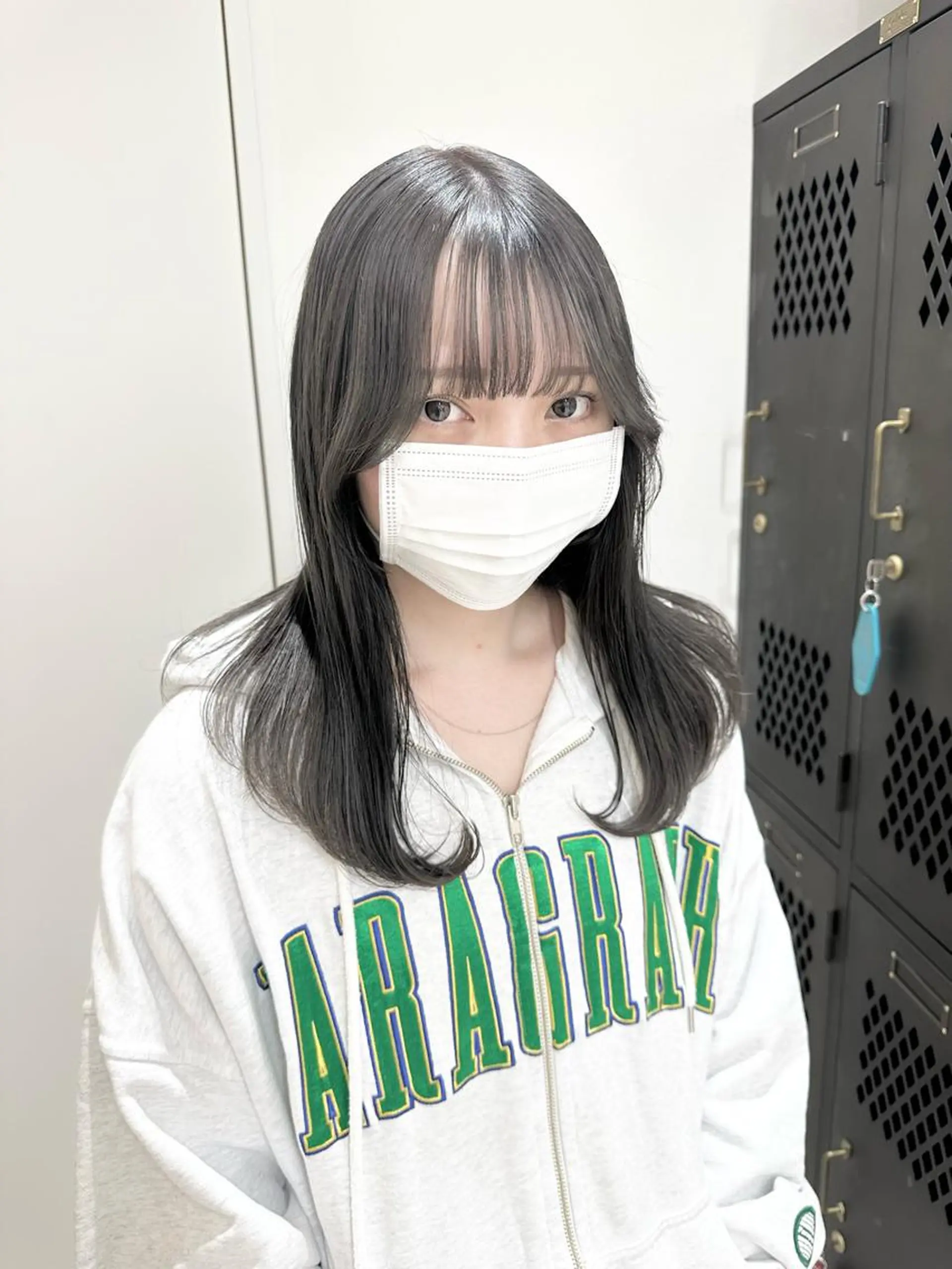 セミロング カラー ヘアカラー トリートメント ヘッドスパ ヘアセット kai .のヘアスタイル