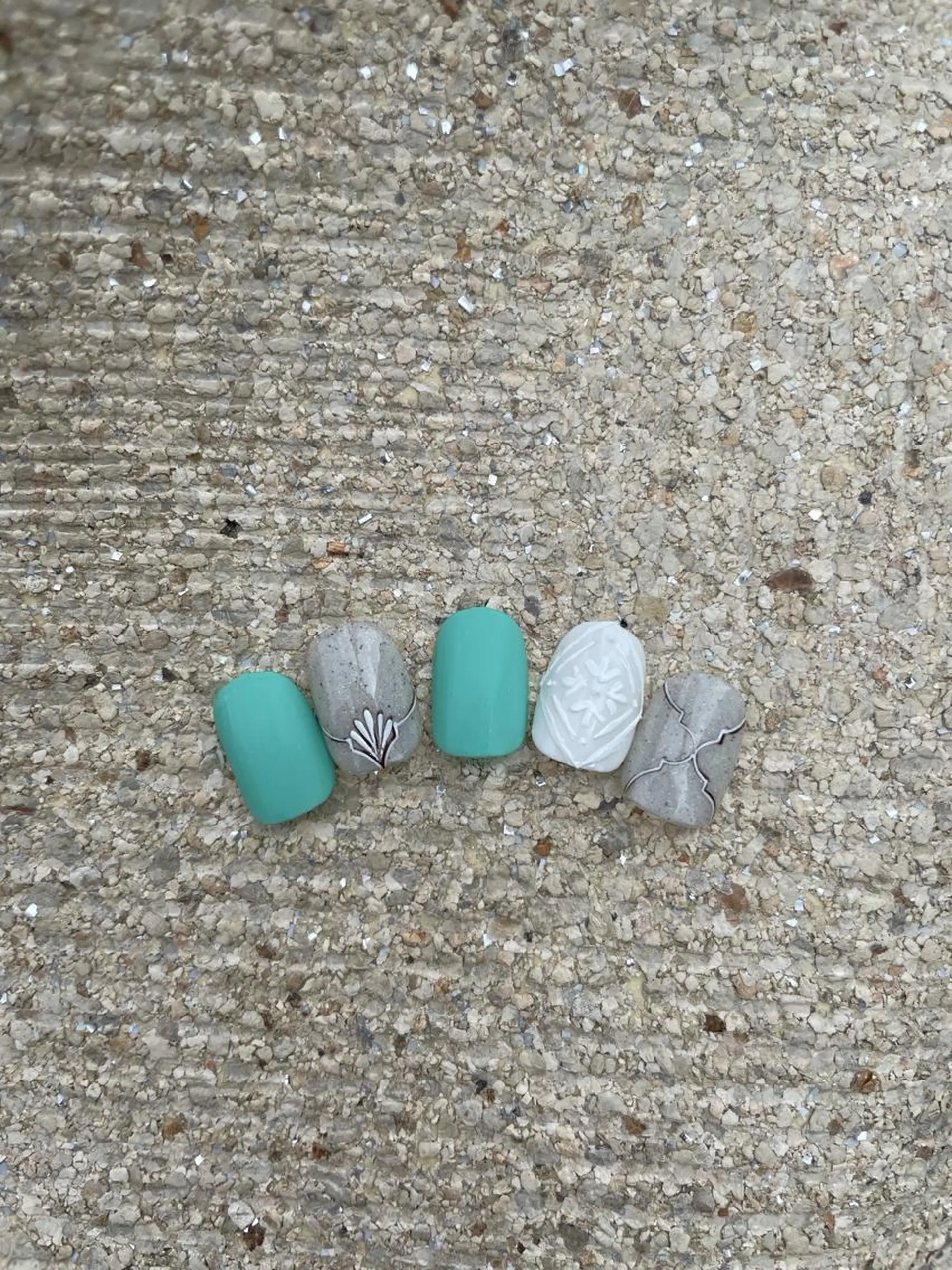 ネイル MH_ Nailのネイルデザイン