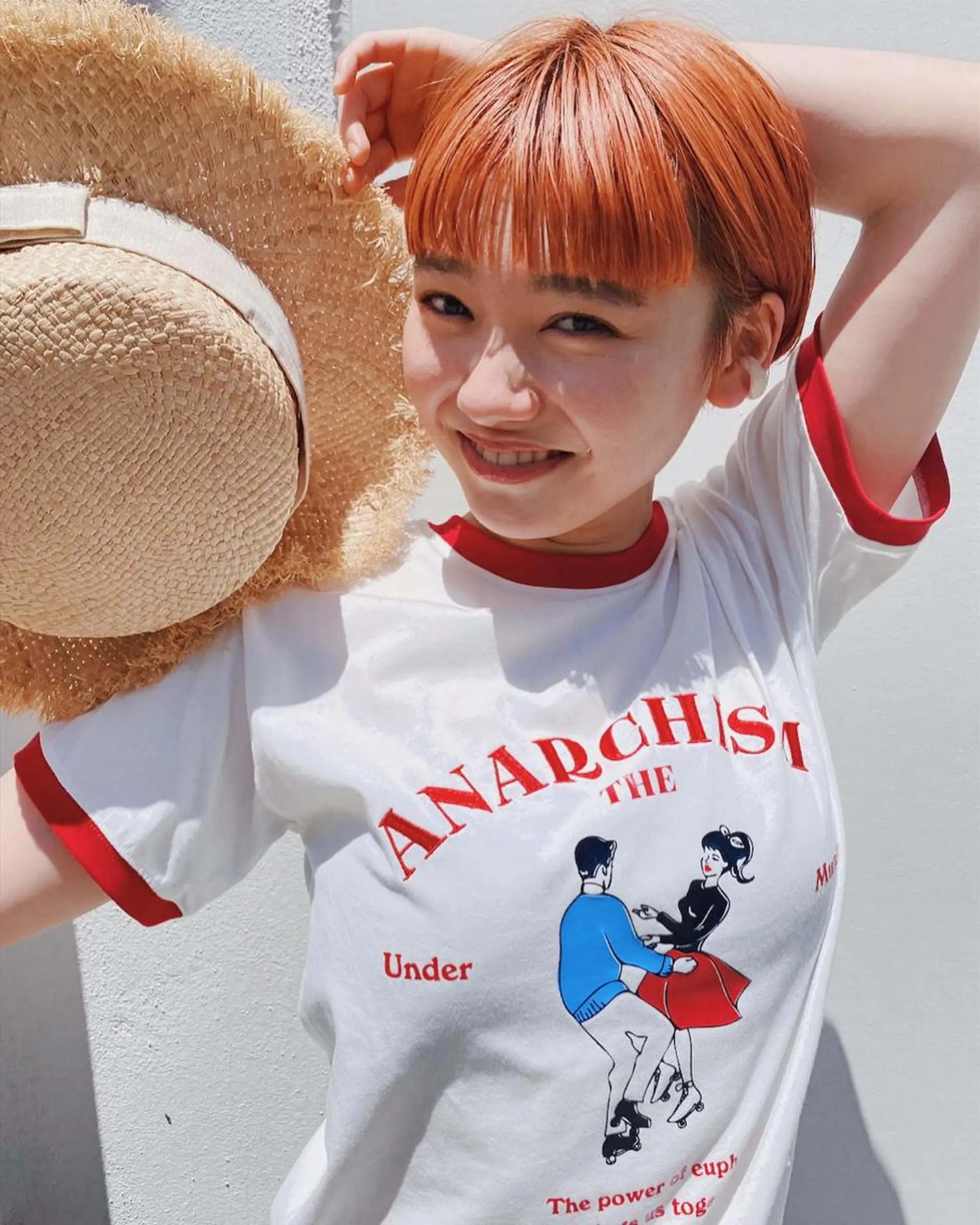 ショート カラー 塩澤 榛奈のヘアスタイル