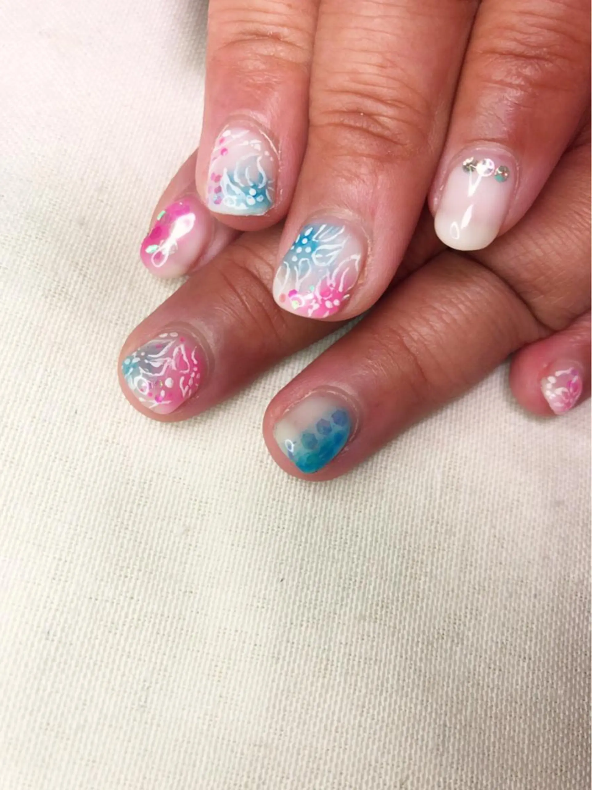 ネイル AZU nailのネイルデザイン