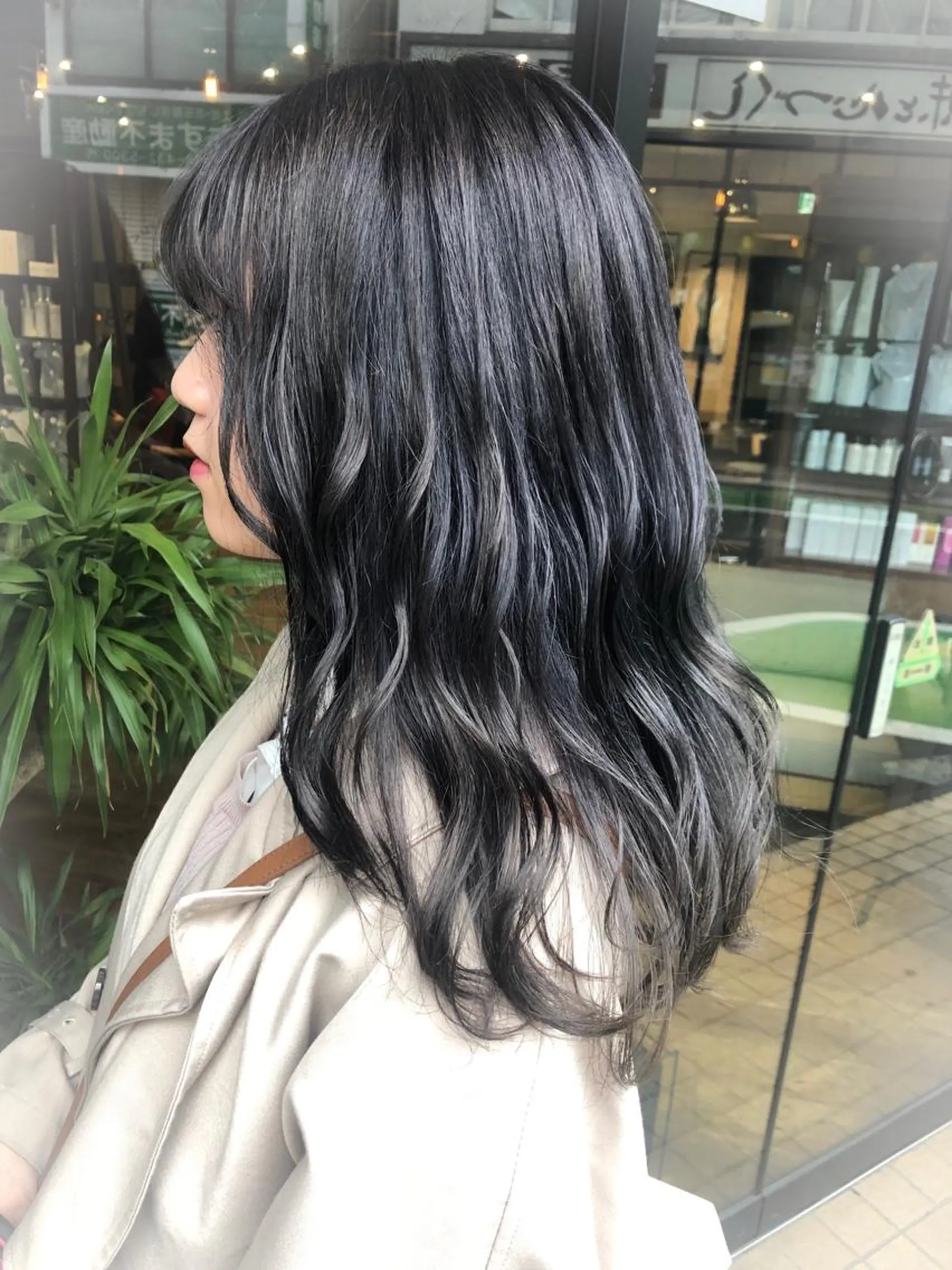 ロング カラー あらい なつみのヘアスタイル