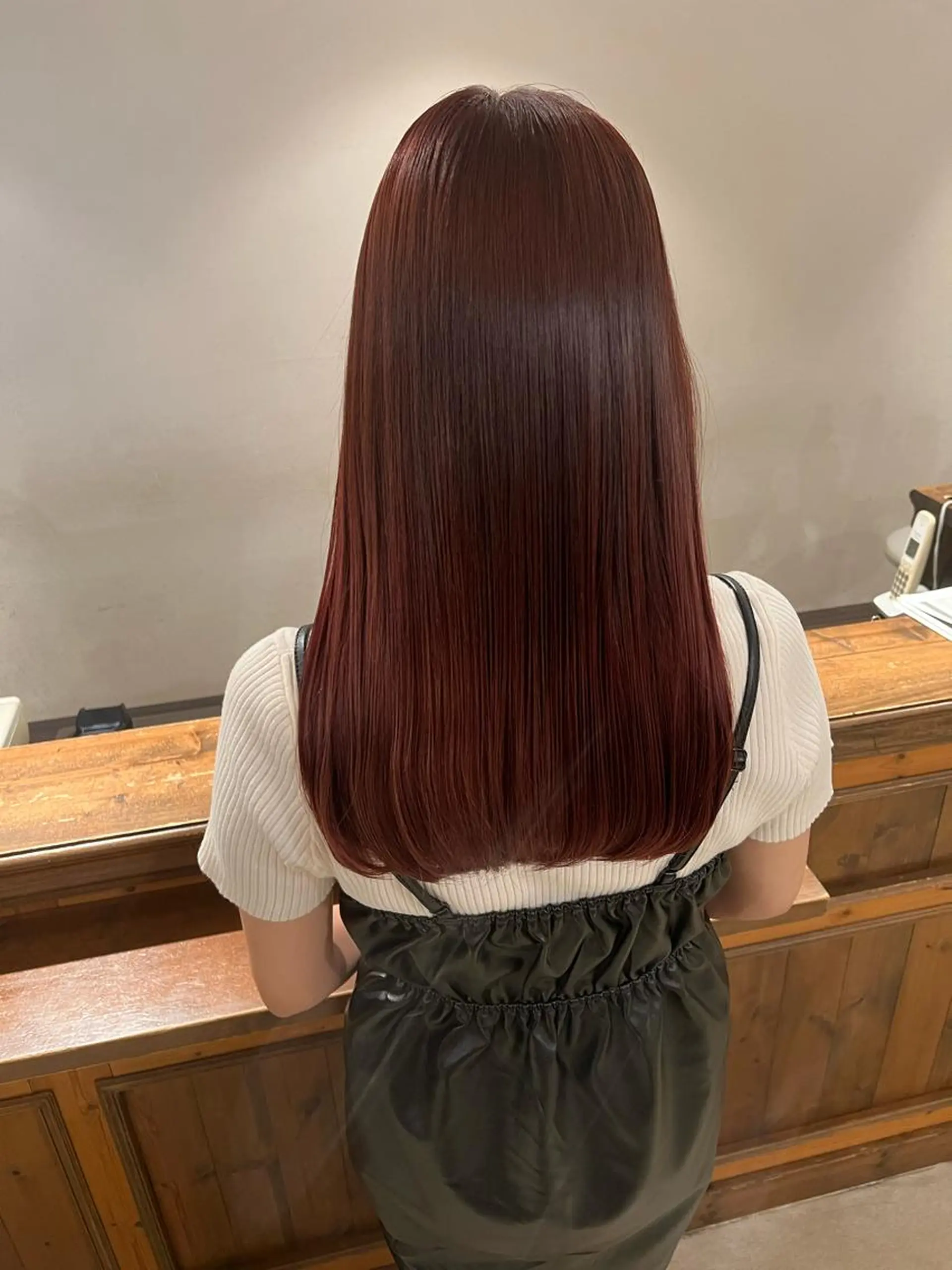 セミロング カラー カシス レッドカラー レイヤー/ボブパーマ /垢抜け/タクミのヘアスタイル