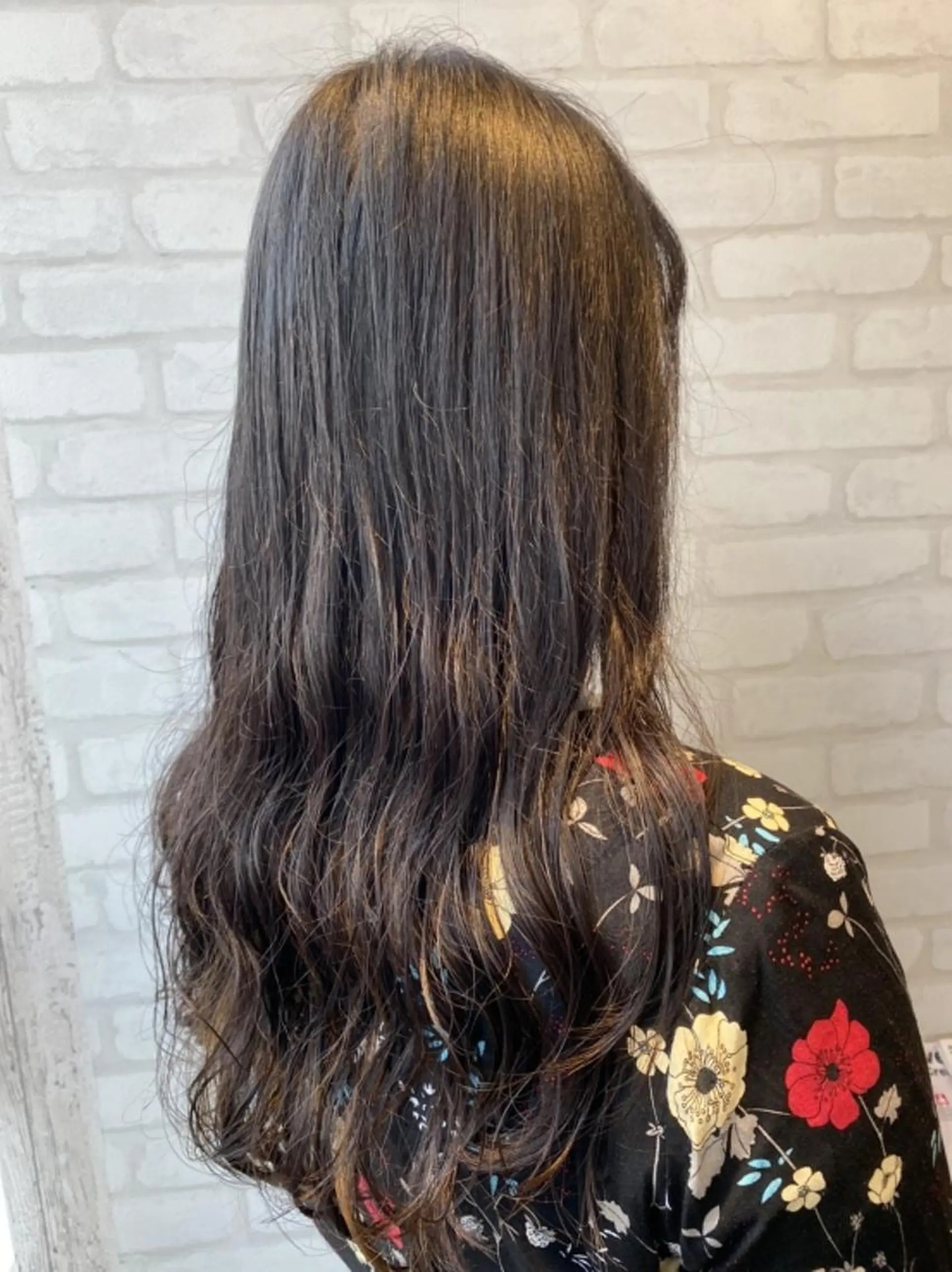 ロング パーマ カラー インナーカラー 外国人風カラー CLEAR かおりのヘアスタイル