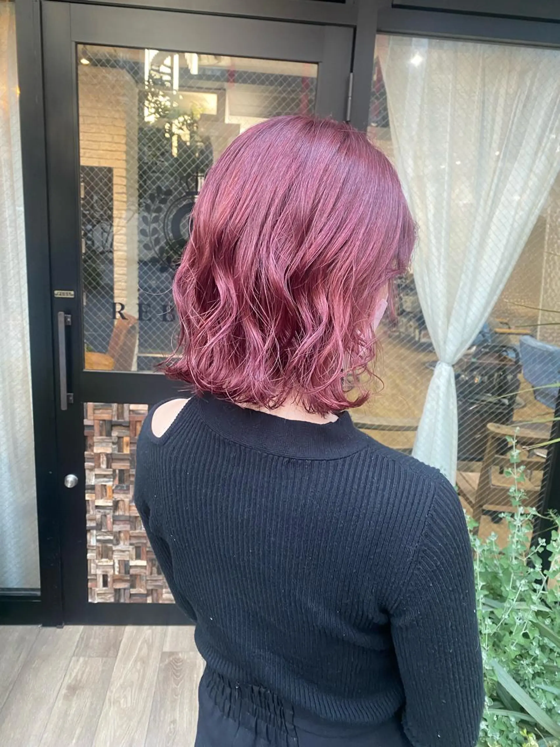 ミディアム カラー ヘアアレンジ ブリーチ ラベンダーカラー ピンクカラー ヘアカラー トリートメント あおい 🍒暖色カラーのヘアスタイル