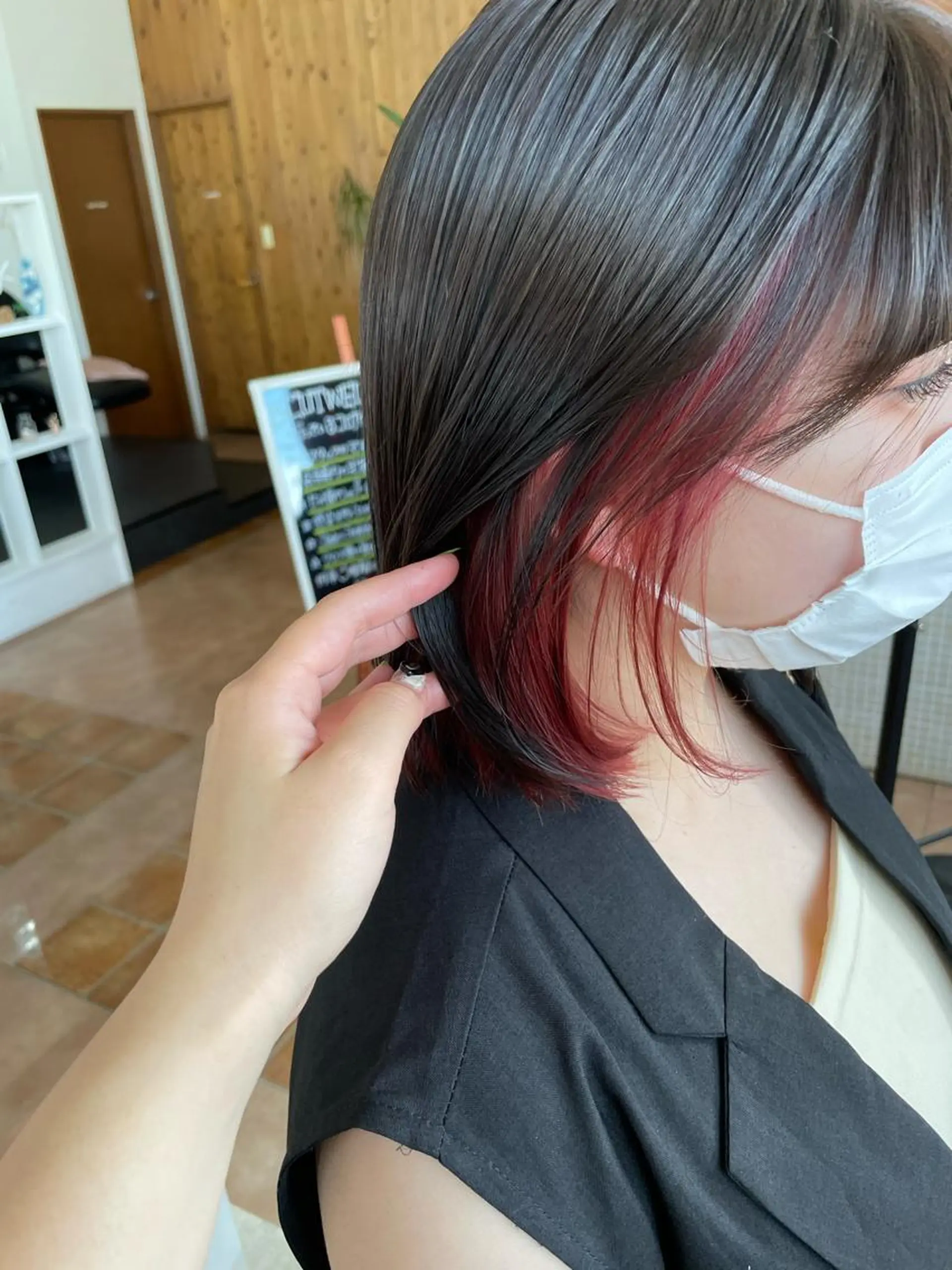 ミディアム カラー インナーカラー ヘアカラー 川元 汐音のヘアスタイル