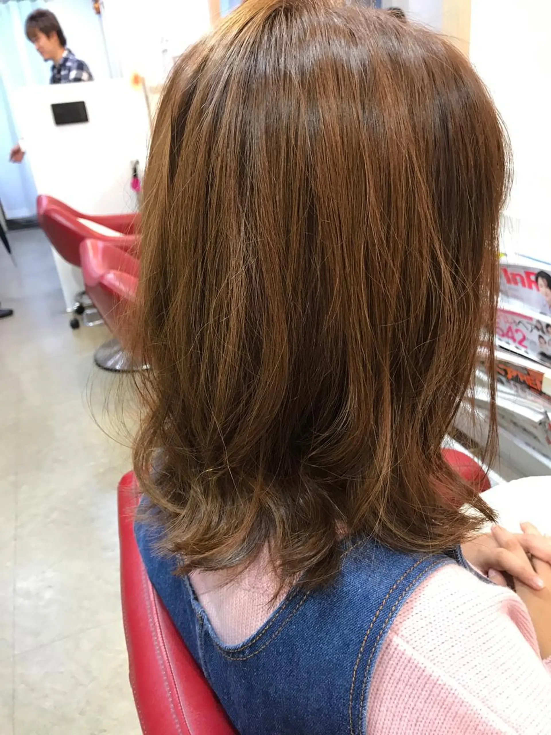 ミディアム 渋谷宮益坂 omoのヘアスタイル