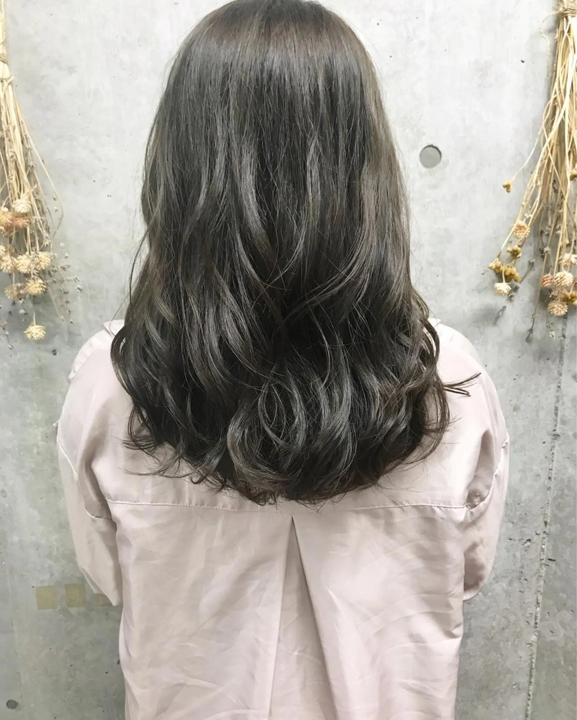 セミロング カラー アッシュ イルミナカラー clan所属・Satsuki ✂︎♡のヘアスタイル