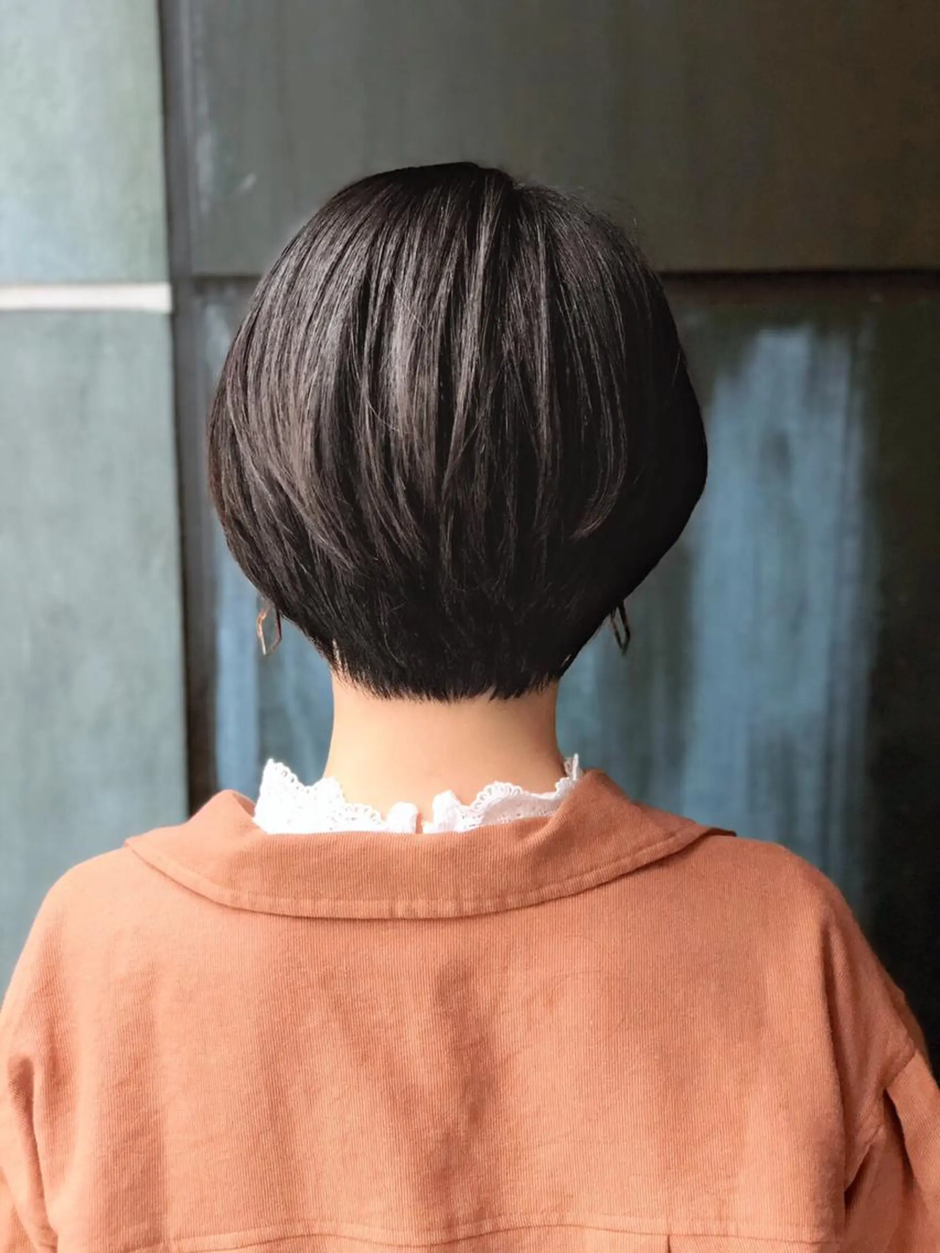 ショート カラー ヘアアレンジ 能登谷 きよのヘアスタイル