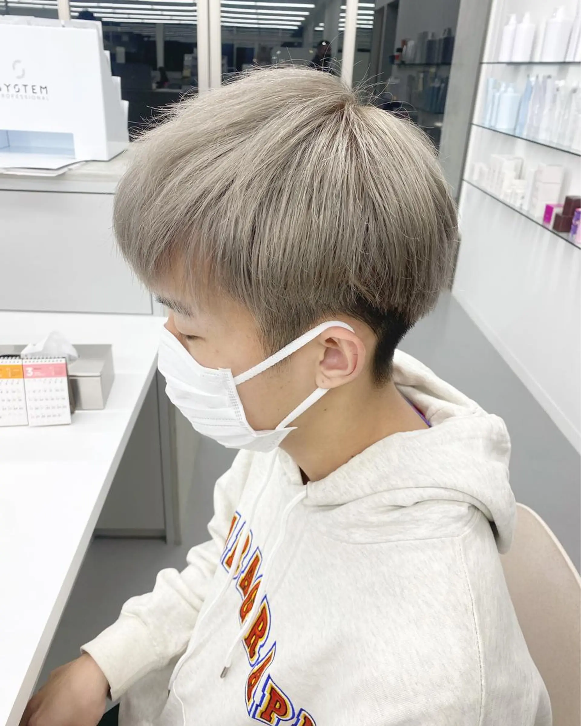 ショート カット 丸山 純奈のヘアスタイル